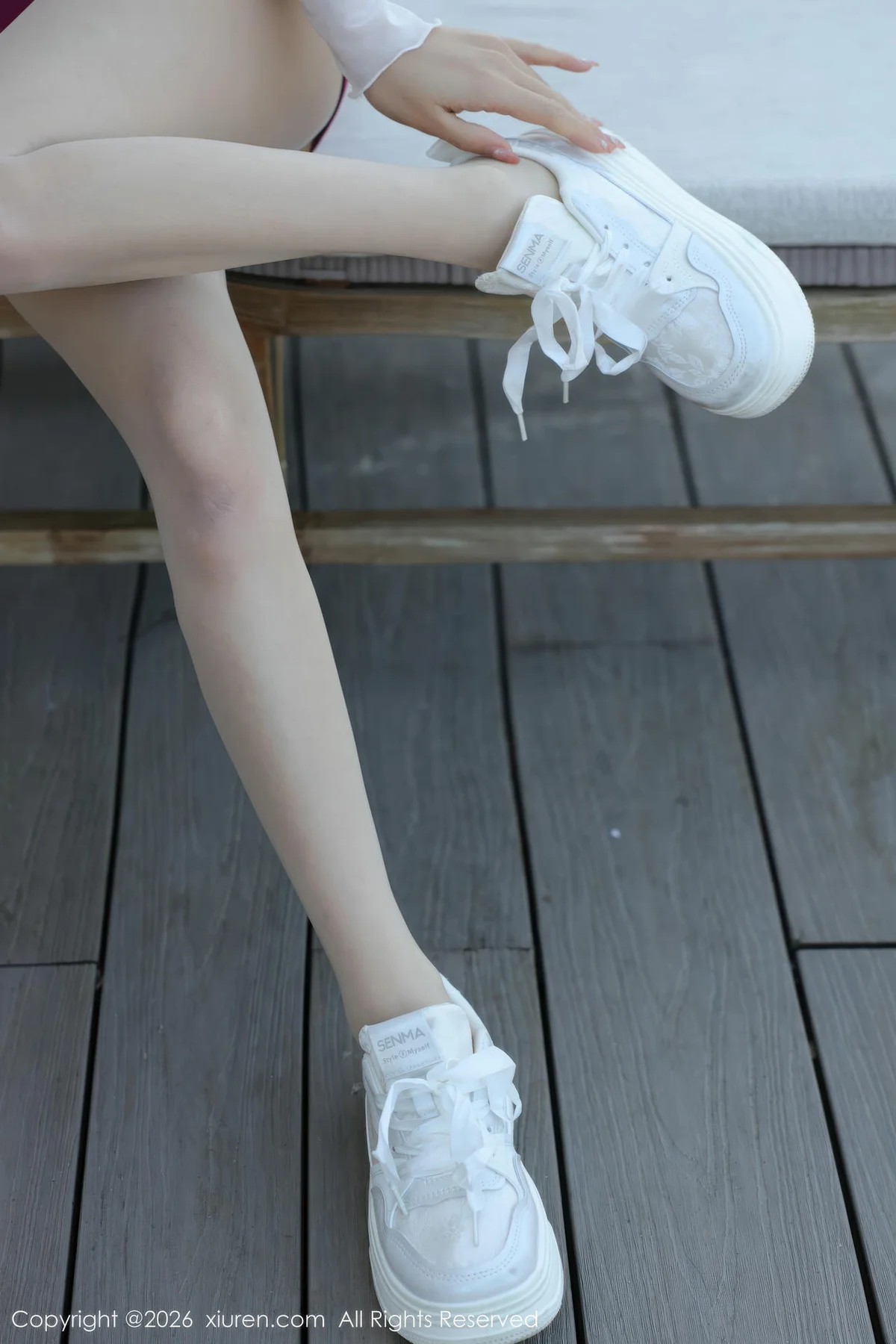 XiuRen 秀人 No.11305 小肉肉咪 童颜巨乳户外比基尼 - 2