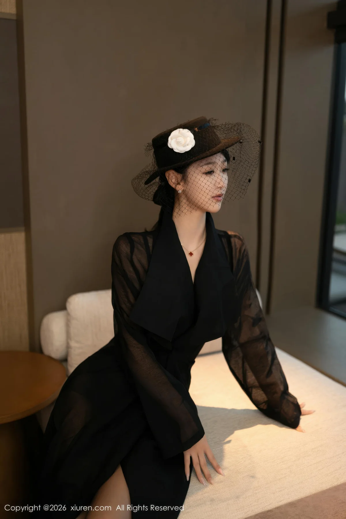 XiuRen 秀人 No.11309 唐安琪 黑丝翘臀ol丝袜 - 2