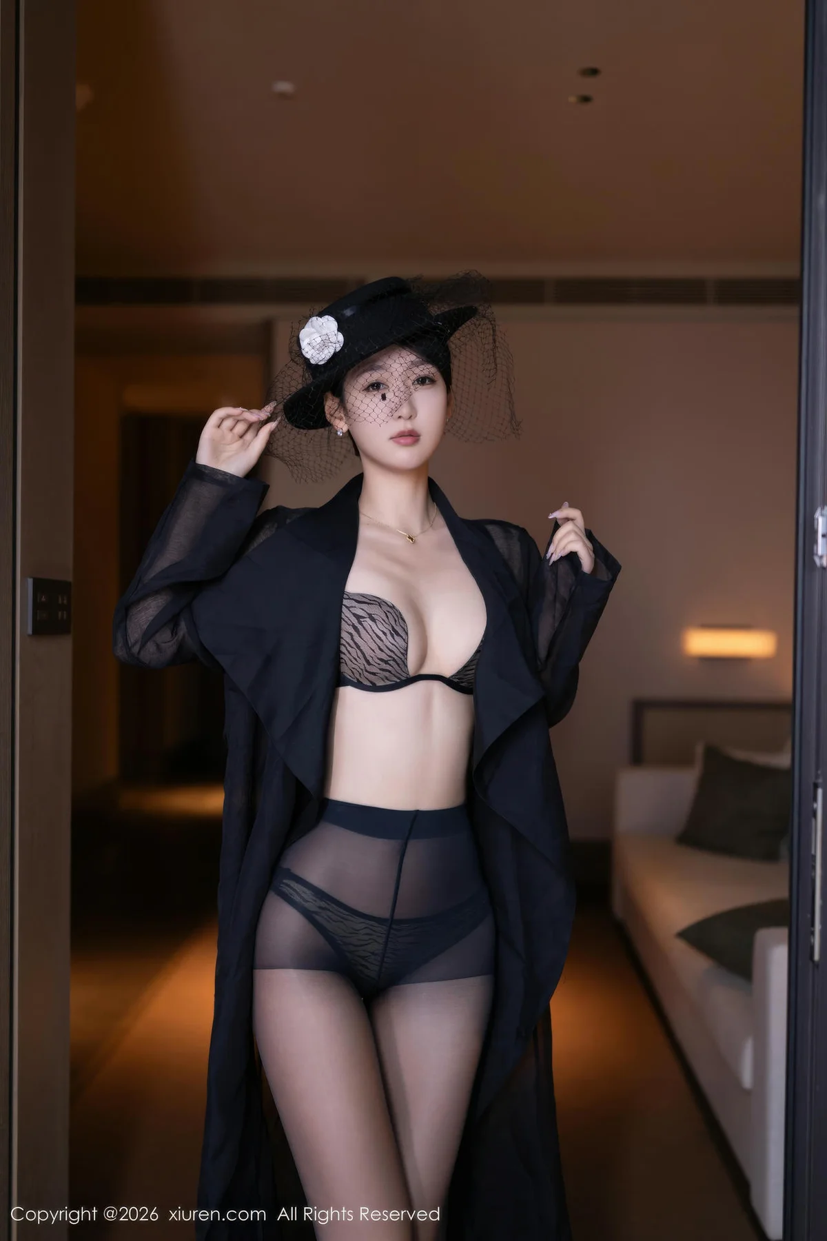 XiuRen 秀人 No.11309 唐安琪 黑丝翘臀ol丝袜 - 9