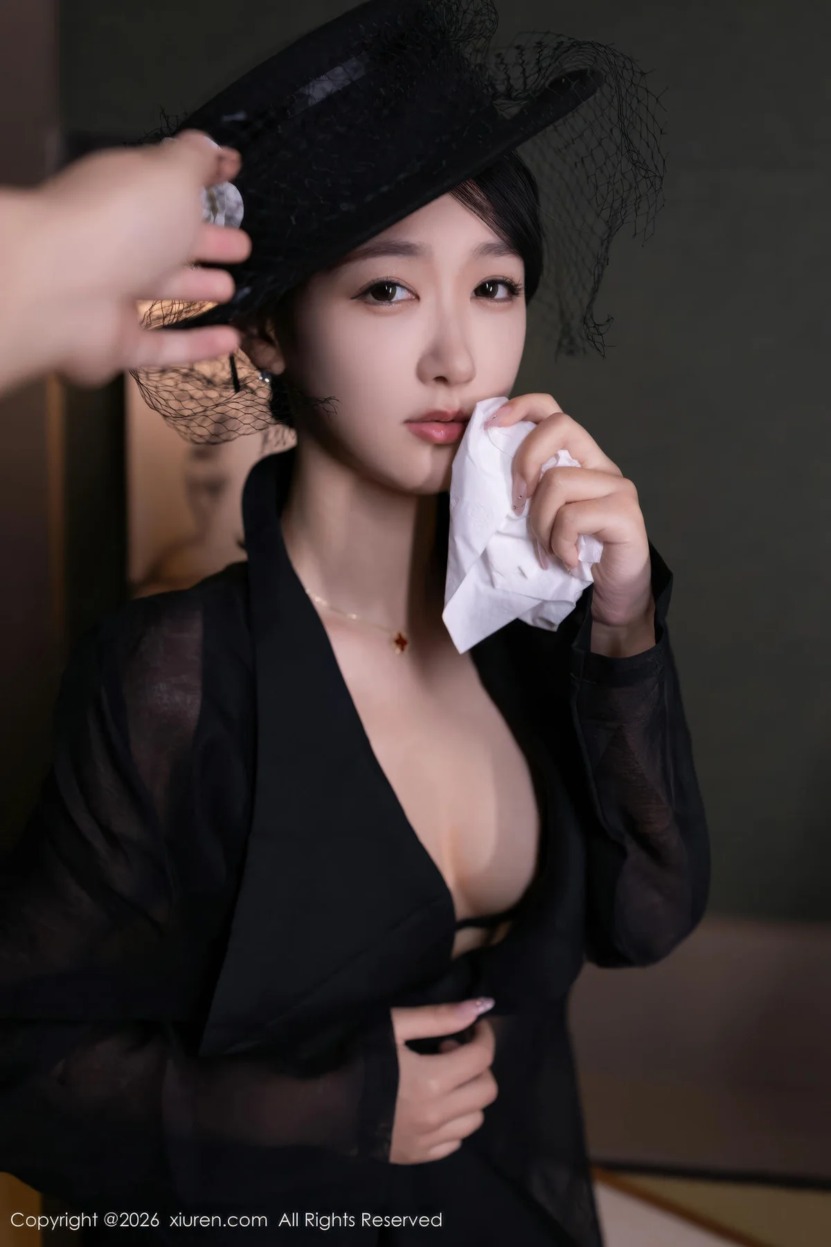 XiuRen 秀人 No.11309 唐安琪 黑丝翘臀ol丝袜 - 10