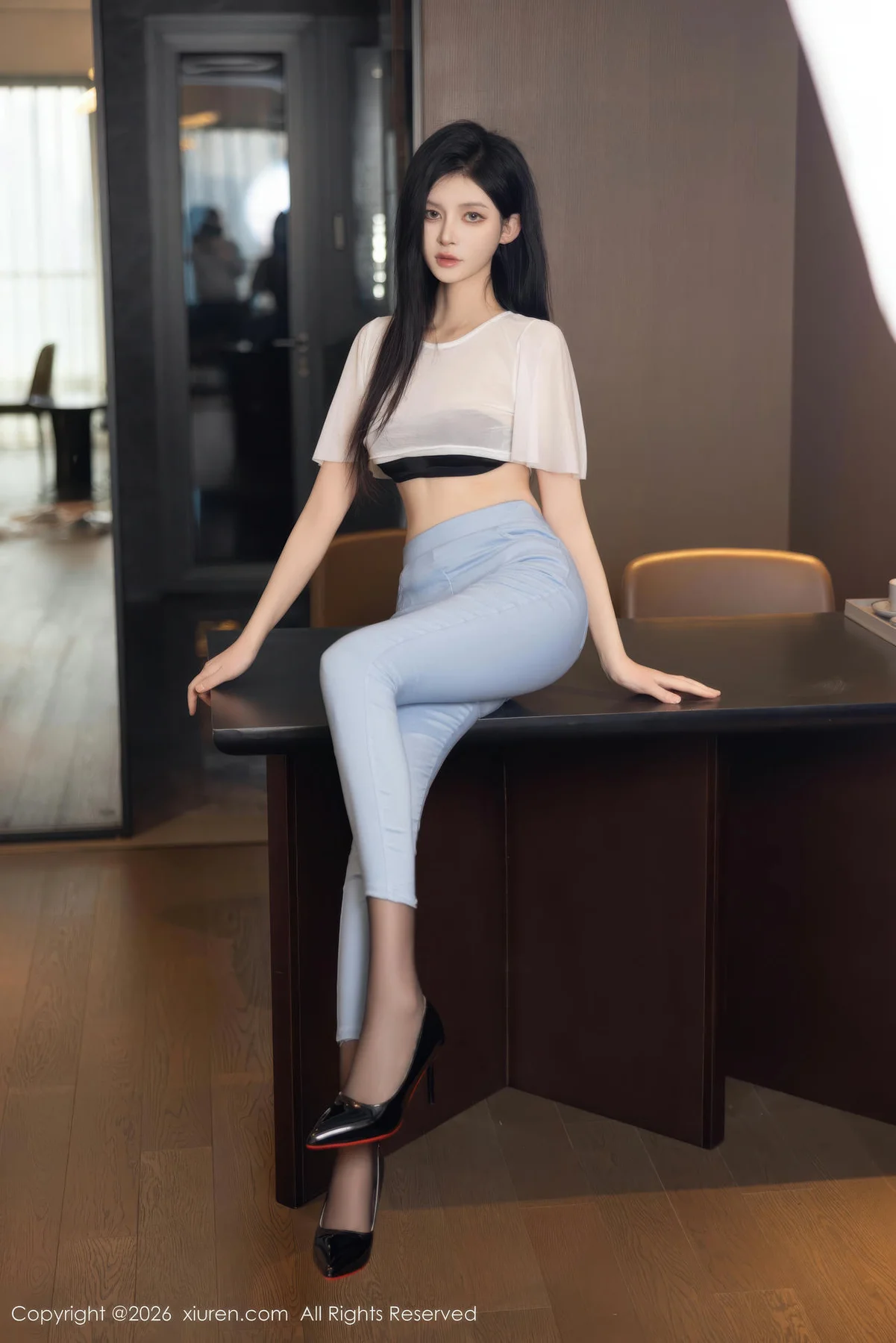 XiuRen 秀人 No.11318 沈如斯办公室美女丝袜 - 1