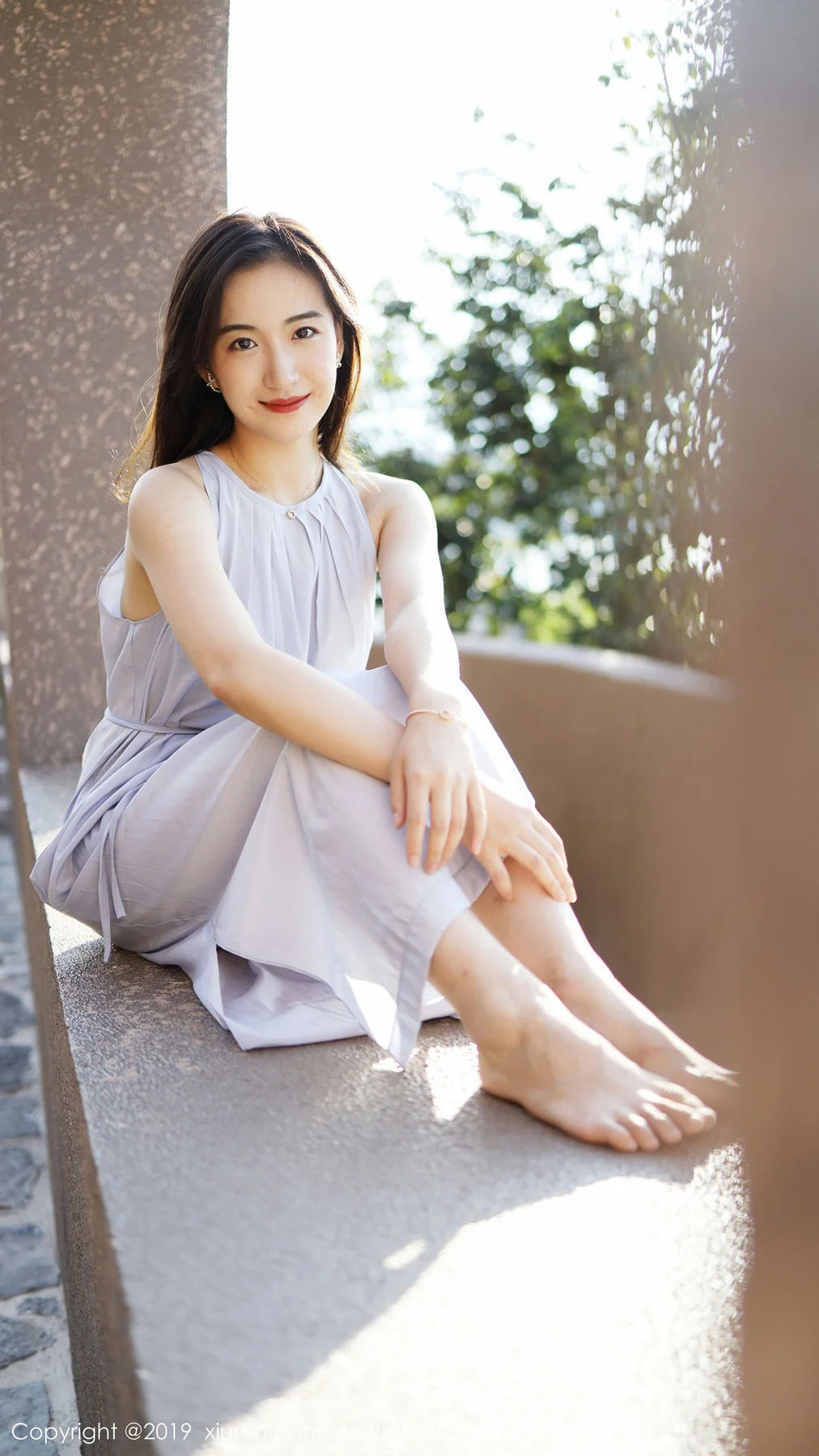 XiuRen 秀人 No.1660 艺儿拿铁 气质梨涡美女 - 10