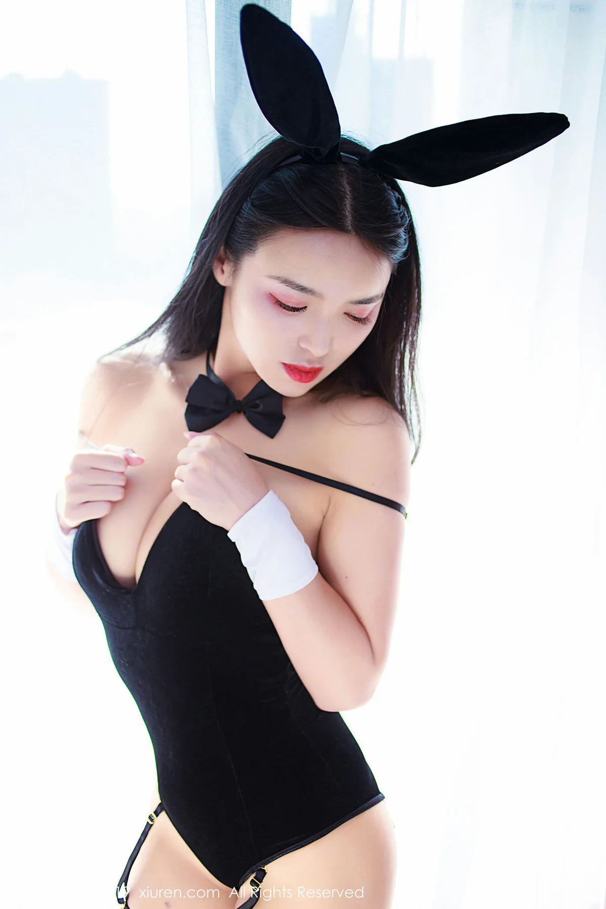 XiuRen 秀人 No.1678 妩媚玉体 金静熙兔女郎制服首套写真 - 10