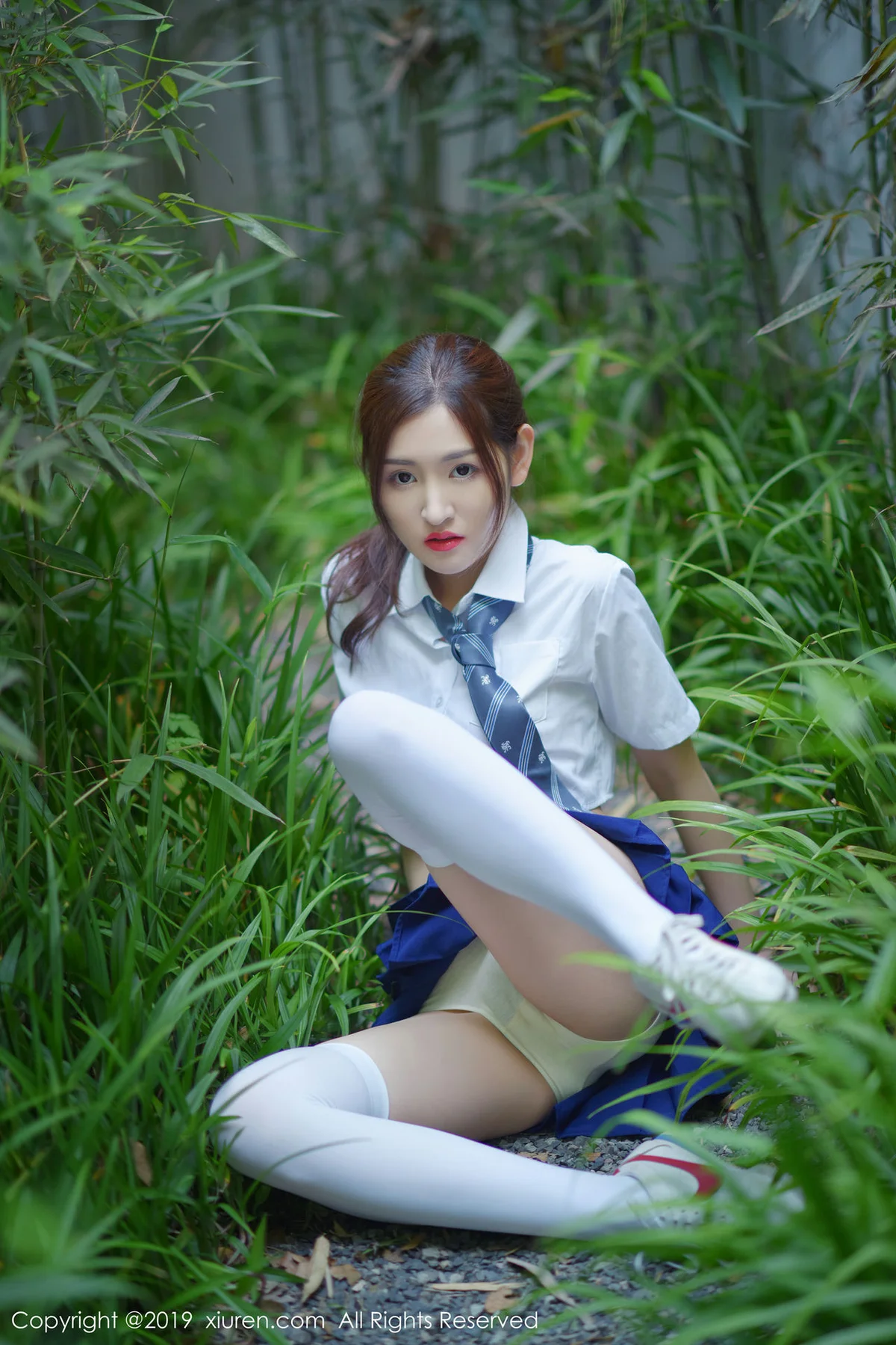 XiuRen 秀人 No.1733 野外森林 沈梦瑶外拍写真 - 10