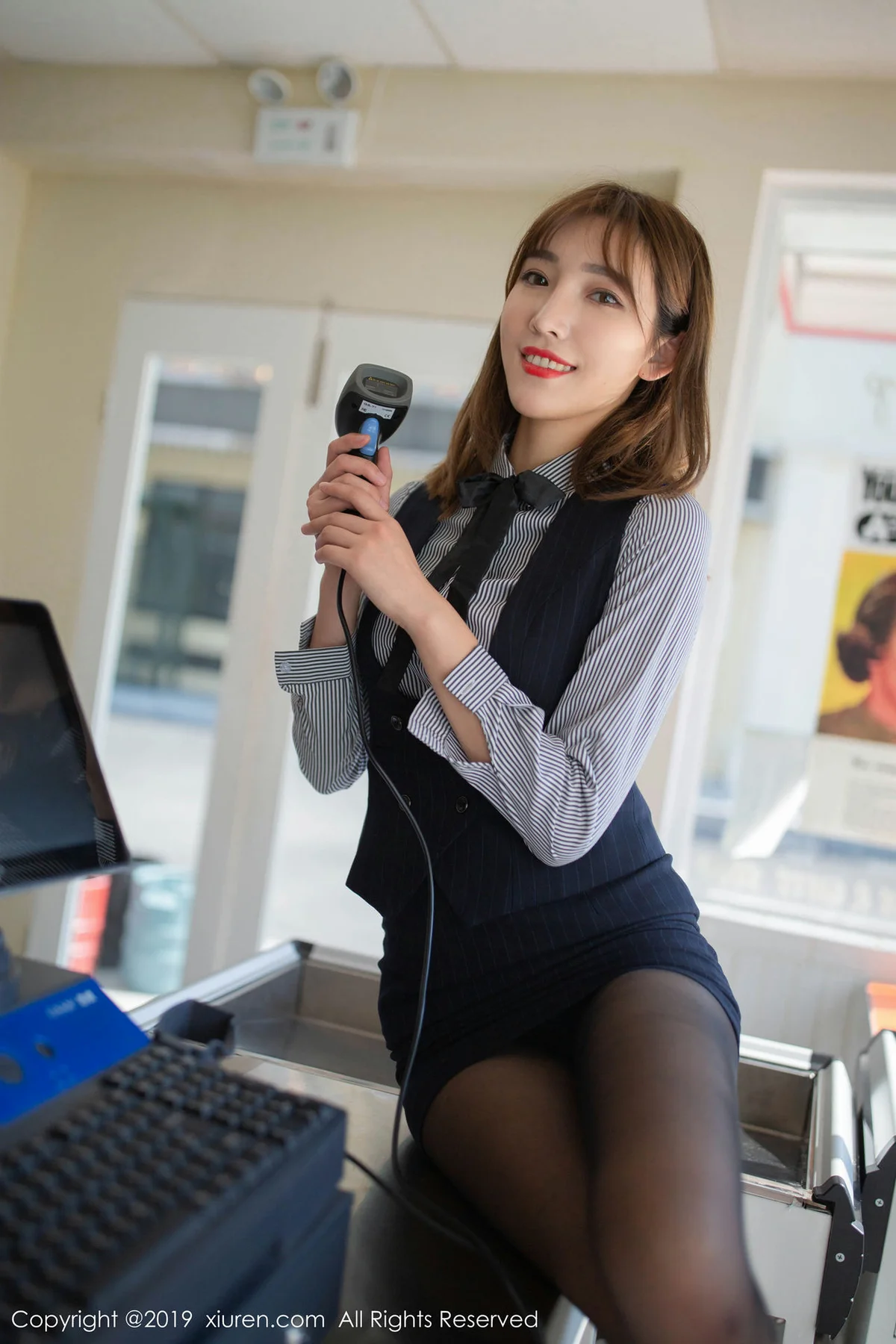 XiuRen 秀人 No.1748 便利店制服主题77P 陆萱萱 - 5