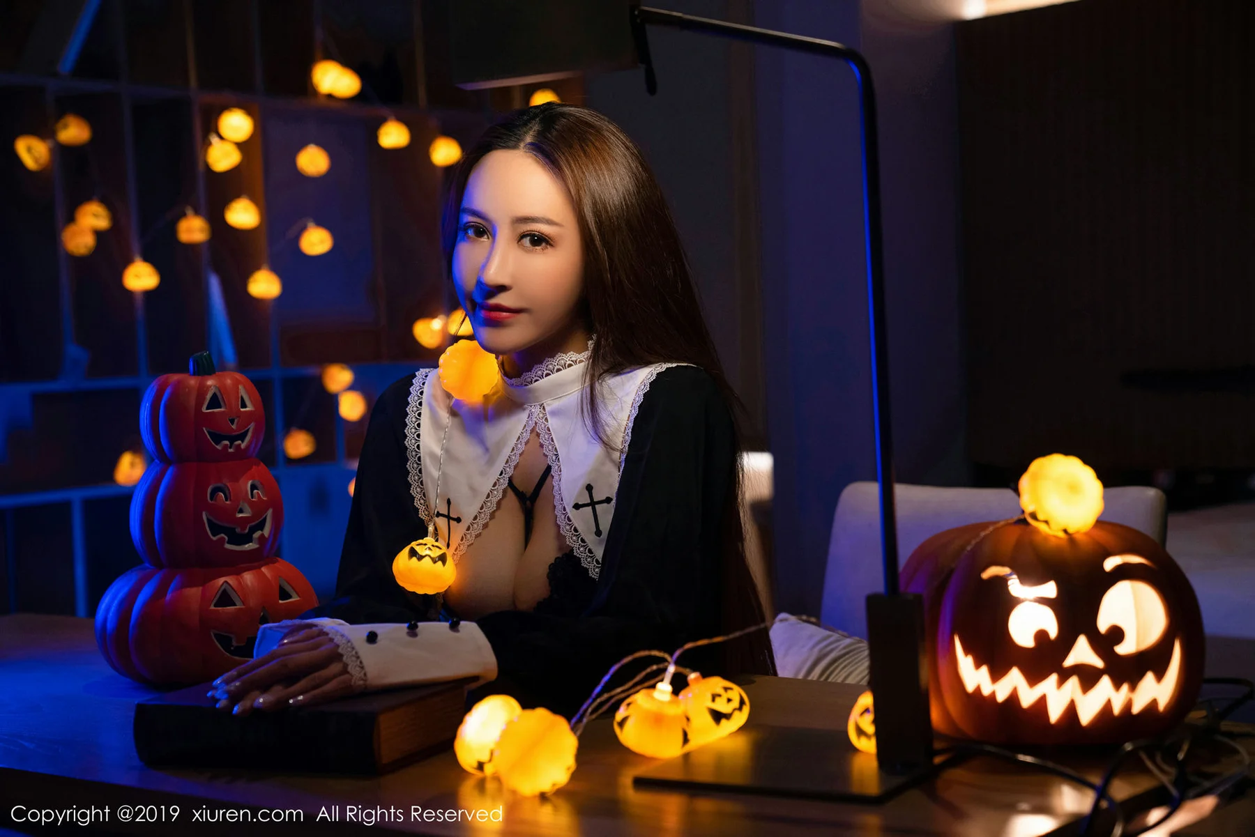 XiuRen 秀人 No.1802 新人模特 周井空首套写真 - 4