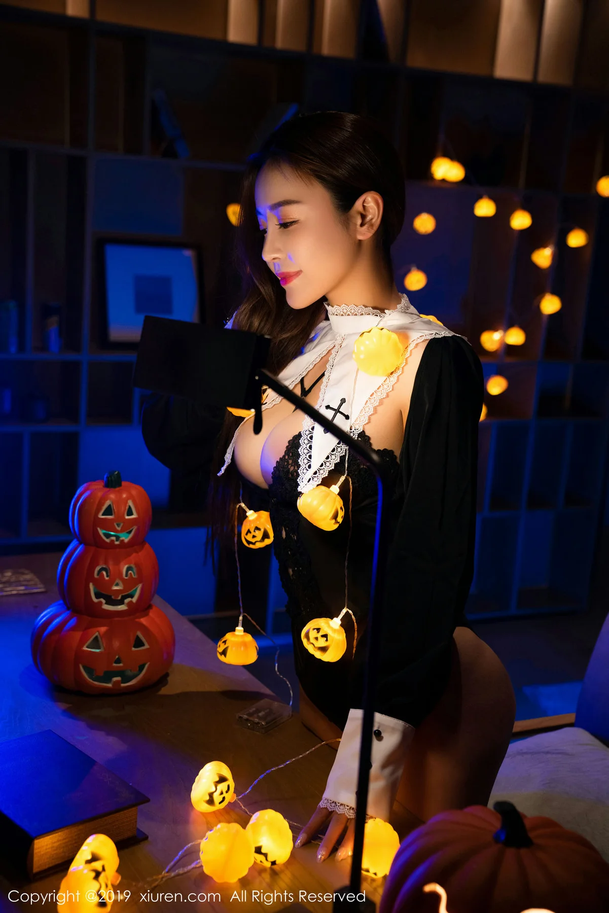 XiuRen 秀人 No.1802 新人模特 周井空首套写真 - 9