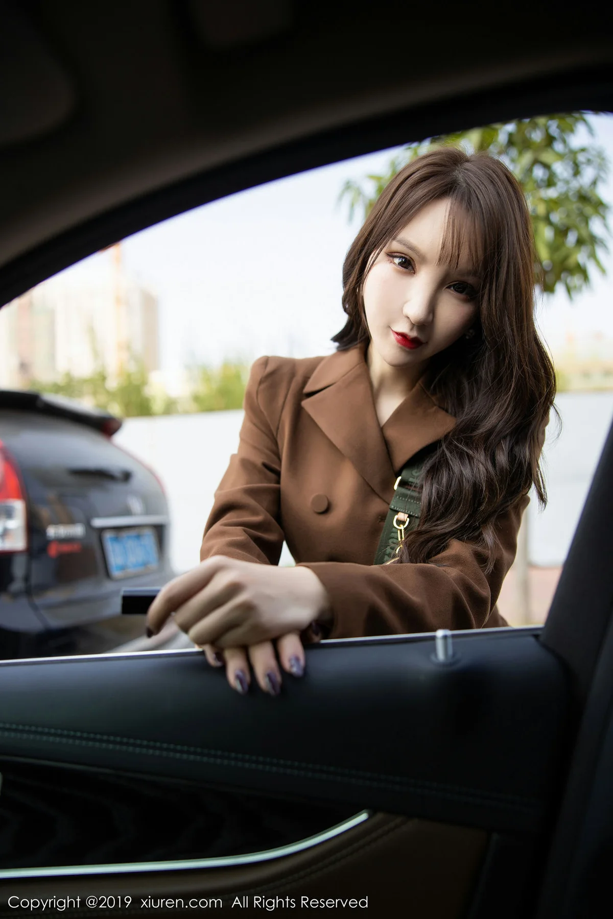 XiuRen 秀人 No.1869 车内诱惑写真 周于希Sandy - 5