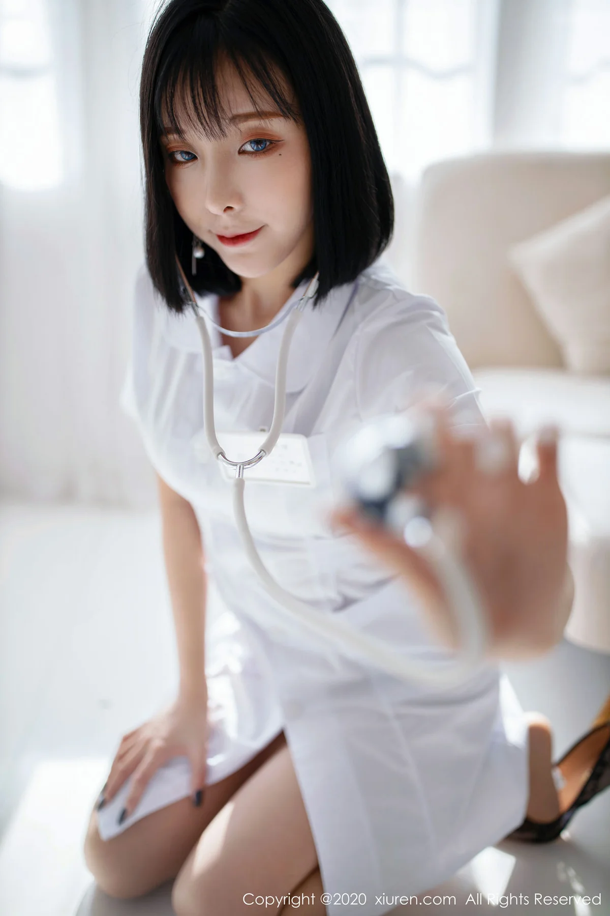 XiuRen 秀人 No.1947 无内肉丝高跟写真 陈小喵 新图上架 - 4