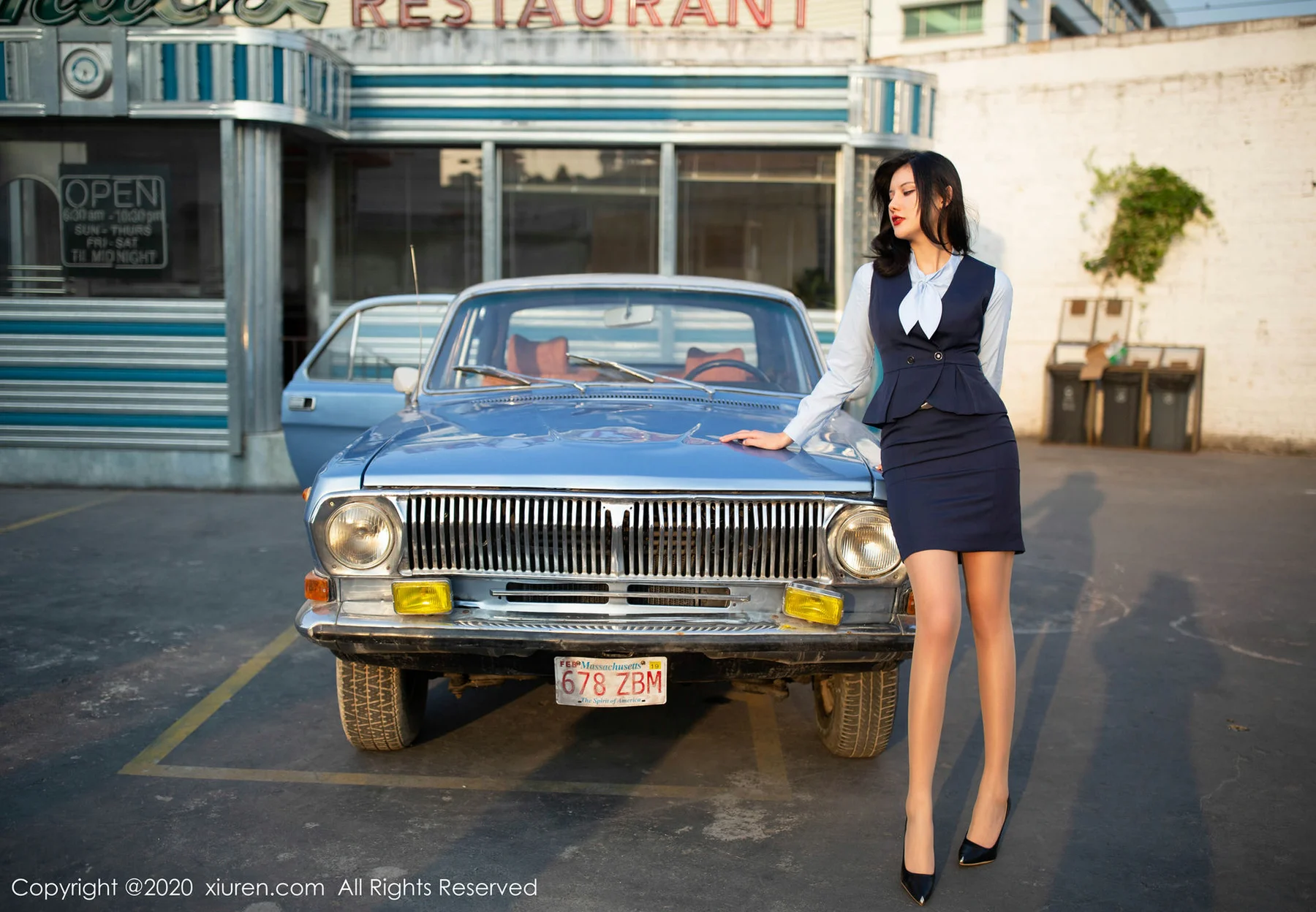 XiuRen 秀人 No.1979 餐厅经理肉丝诱惑 就是阿朱啊 车模制服 - 7