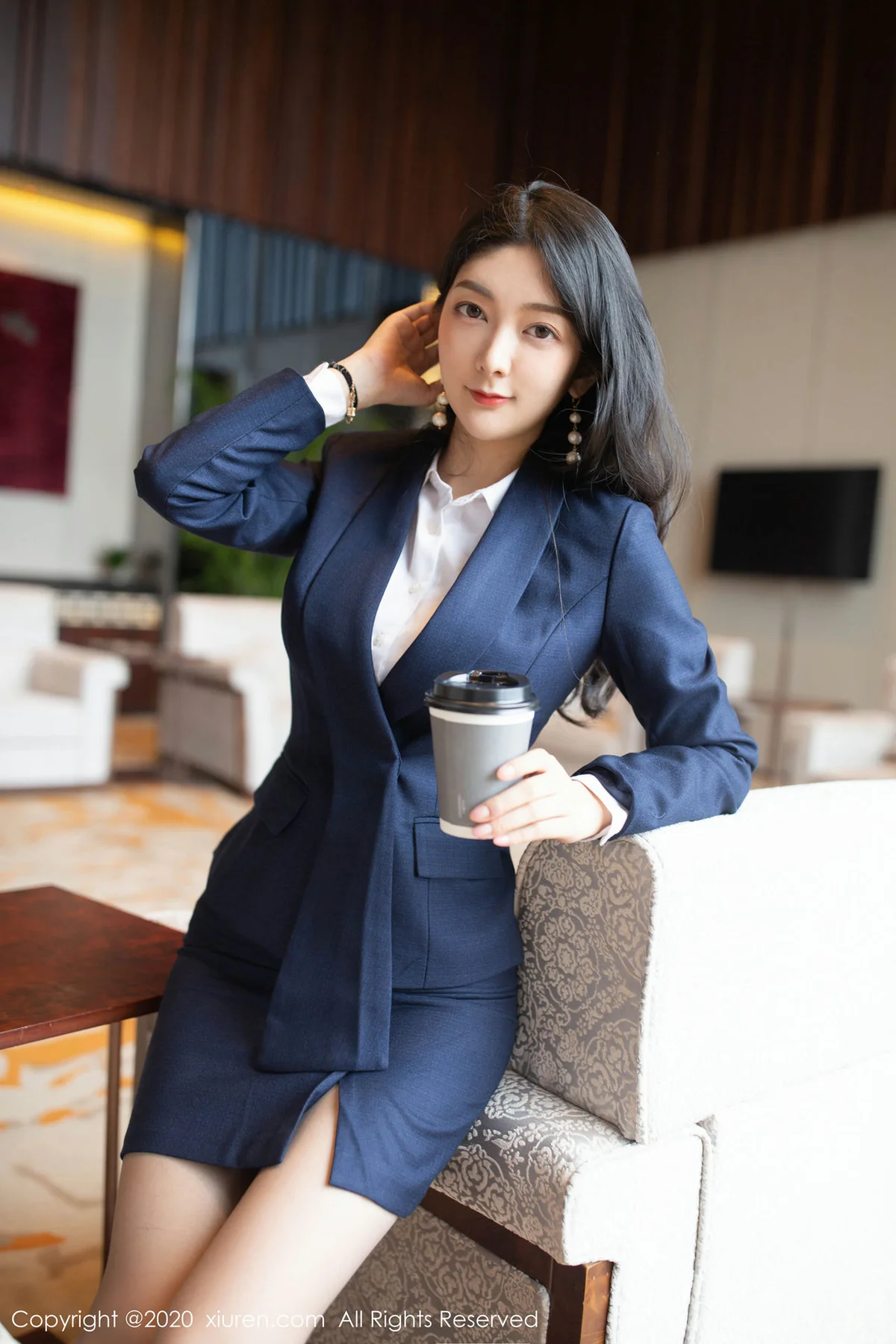 XiuRen 秀人 No.2056 真实上演剧情 Angela小热巴 酒店场景职业... - 1