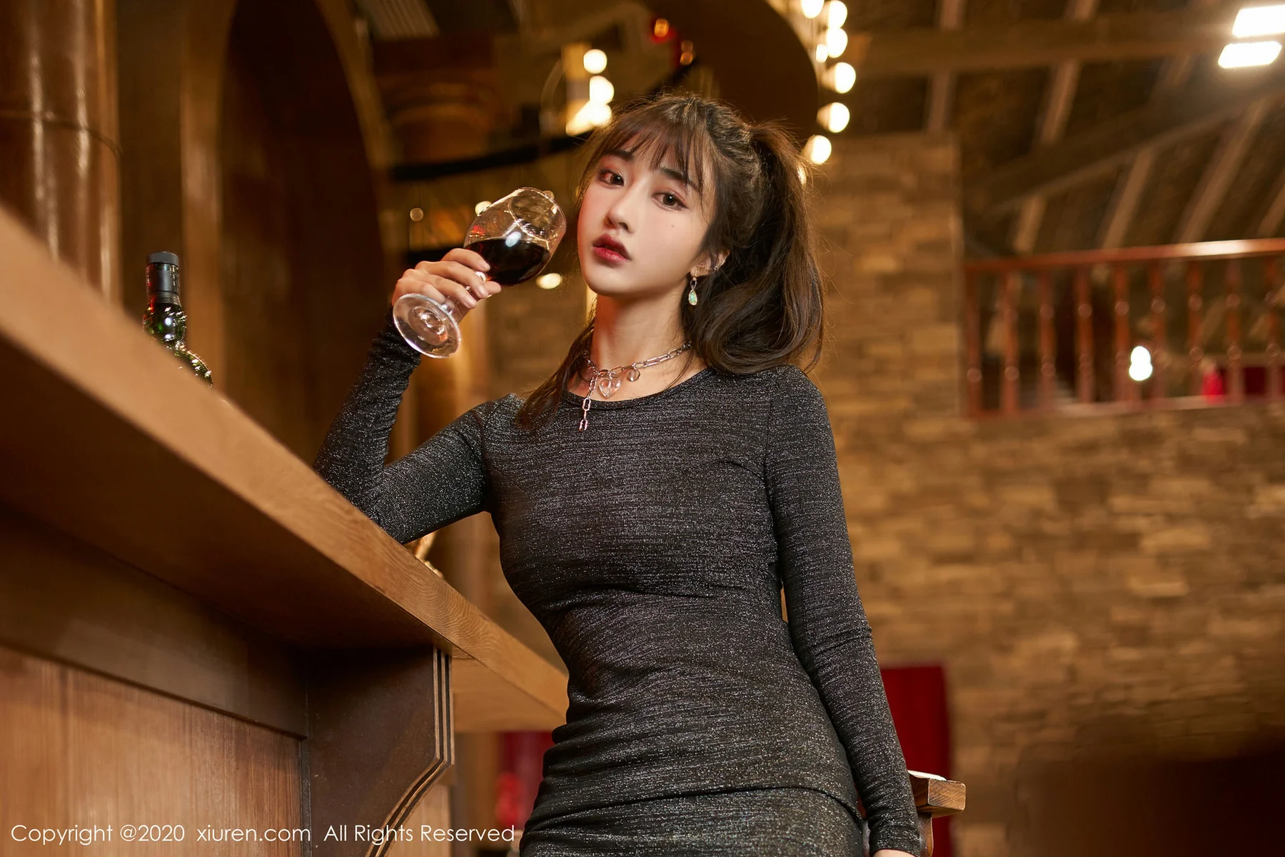 XiuRen 秀人 No.2085 酒吧主题写真 Betty林子欣 - 6