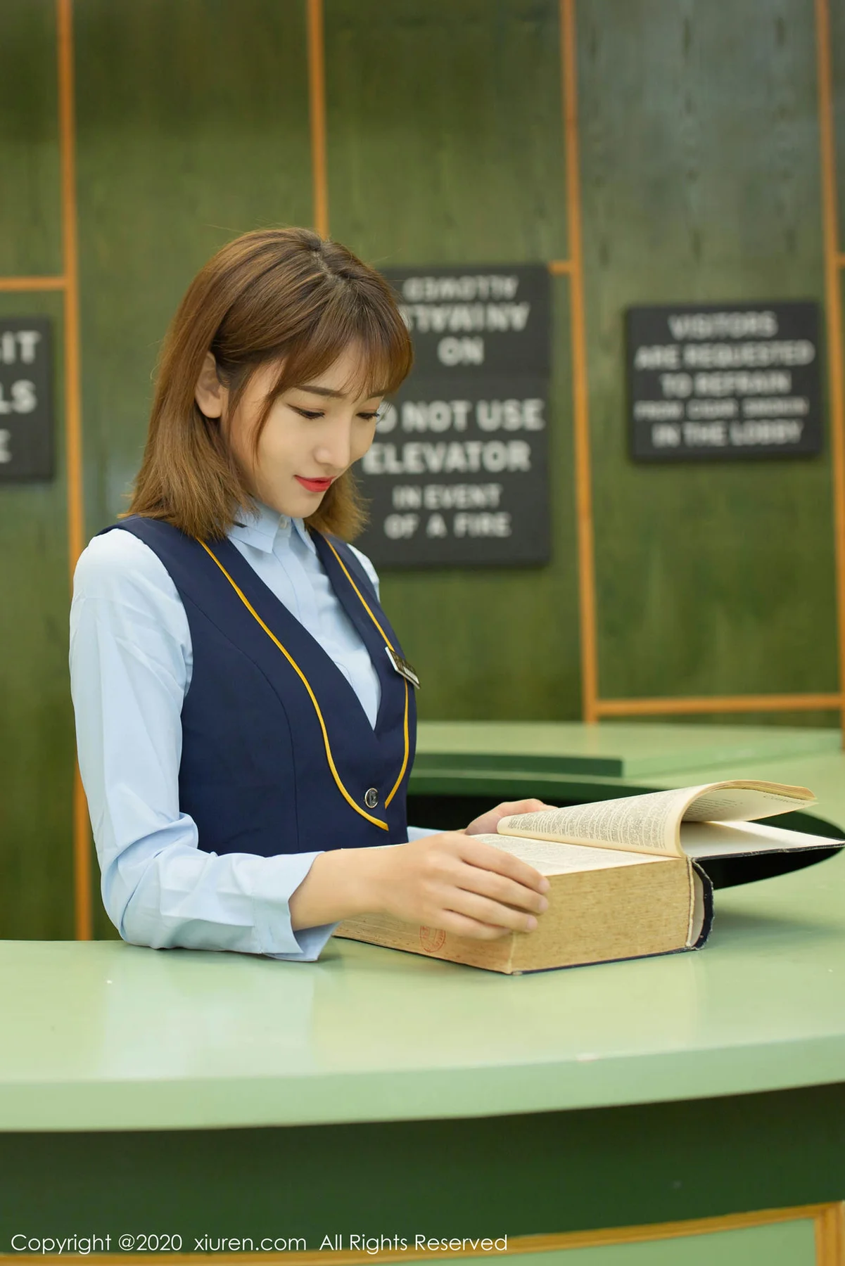 XiuRen 秀人 No.2125 电影院售票员 陆萱萱 主题写真 - 7