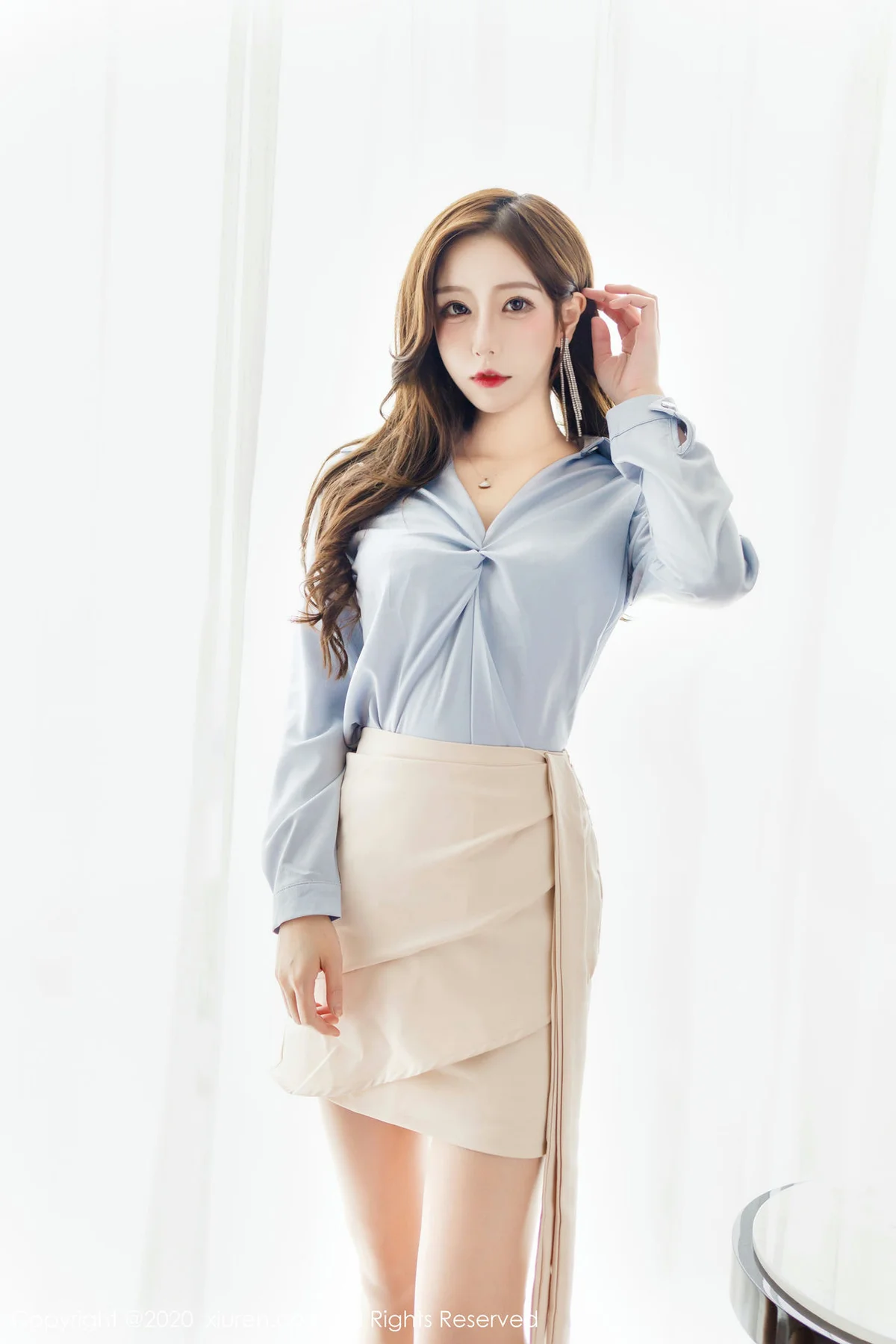 XiuRen 秀人 No.2212 丽质美人 indaLinda 丝袜美腿写真 - 2