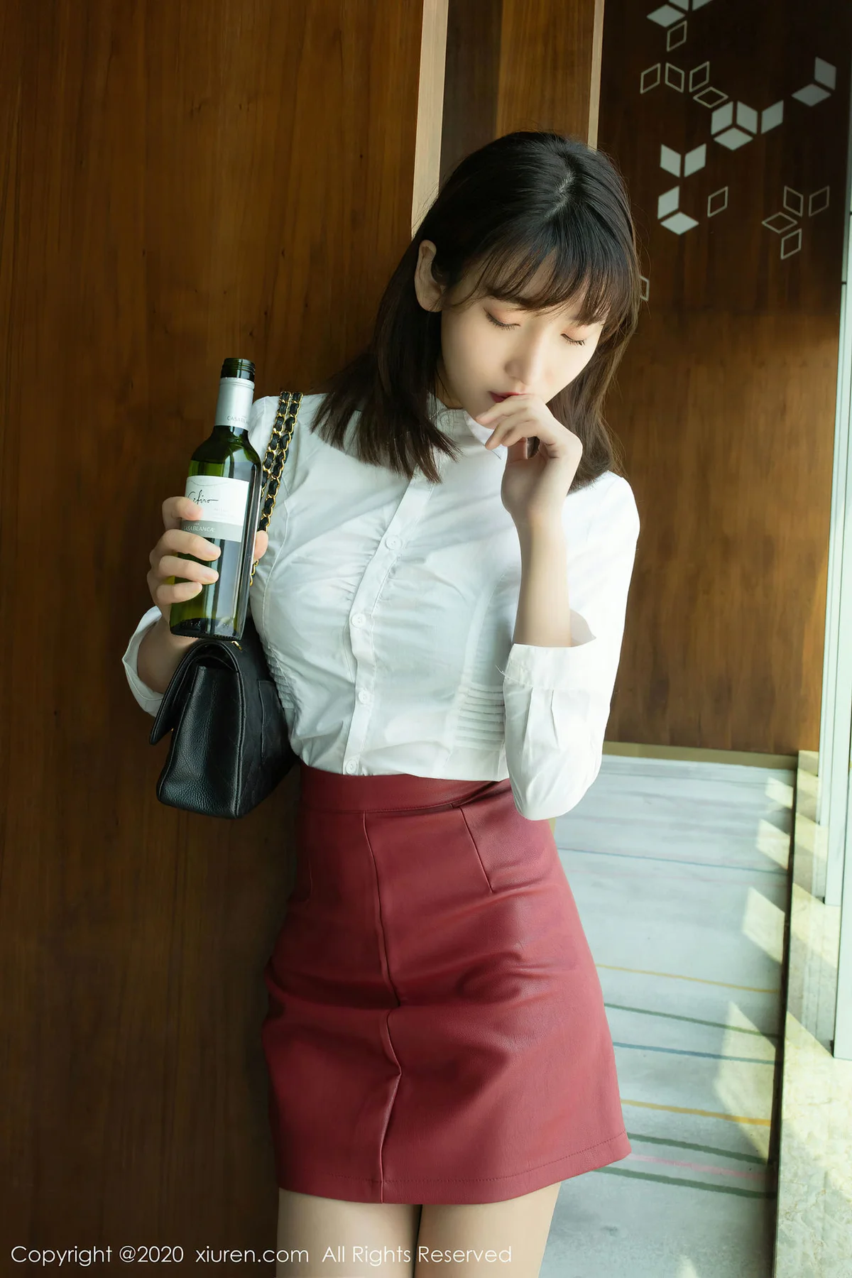 XiuRen 秀人 No.2393 酒后女孩皮裙 陆宣萱 乌镇太湖旅拍 - 6