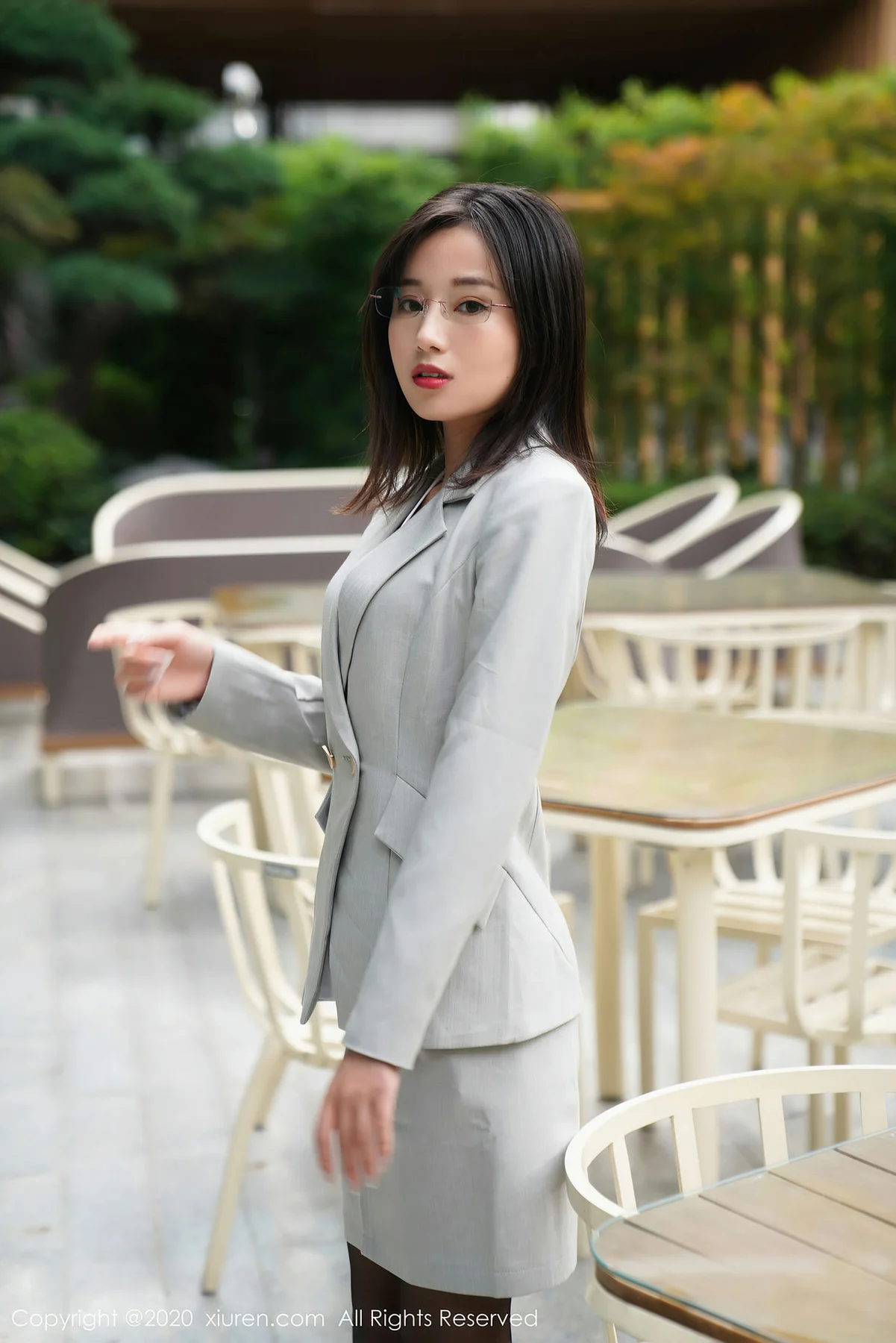 XiuRen 秀人 No.2433  职业秘书眼镜ol 苍井优香 - 10