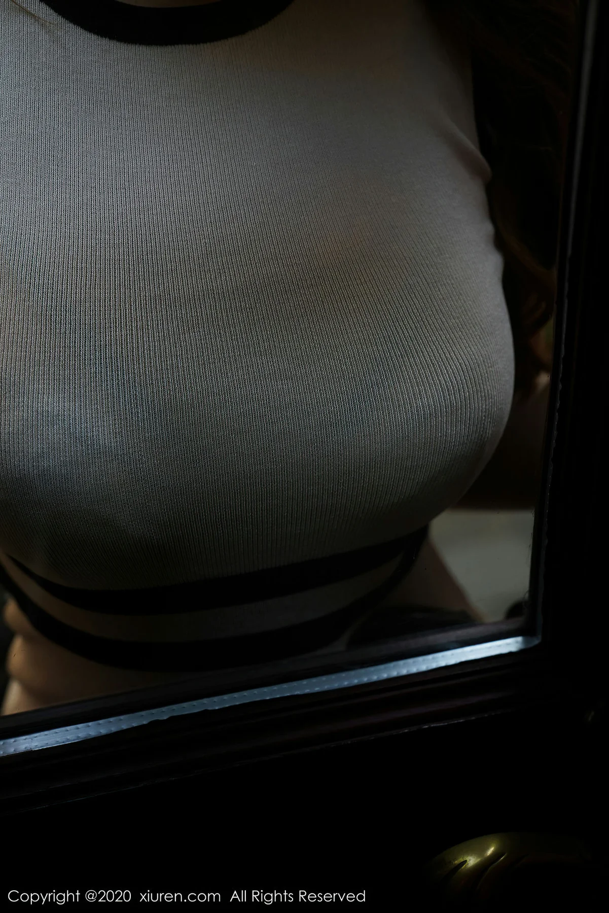 XiuRen 秀人 No.2465 尤妮丝 经典ol丰腴魅惑熟女 - 1