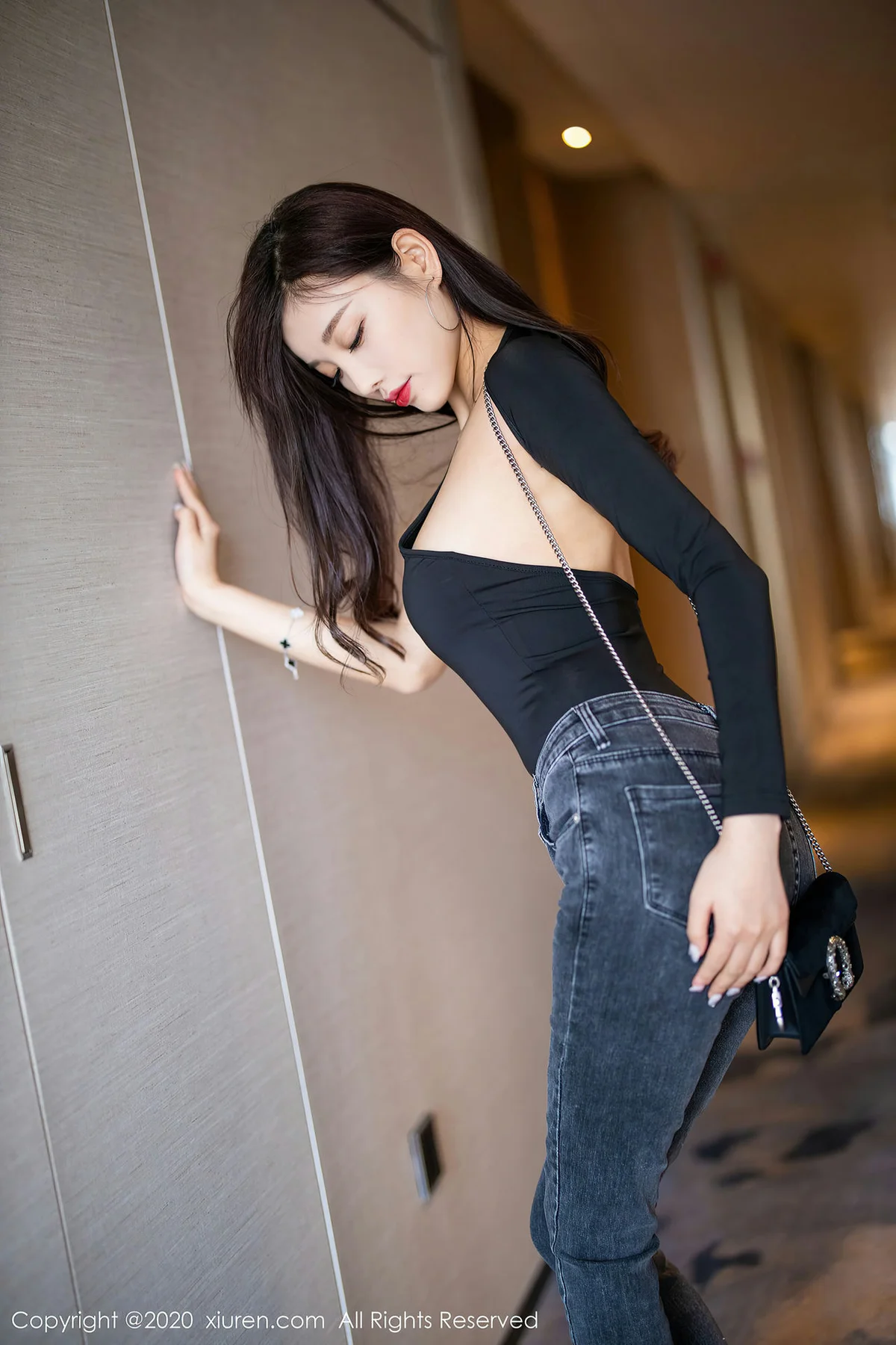 XiuRen 秀人 No.2841  真空美乳连体衣 杨晨晨 性感牛仔 - 6