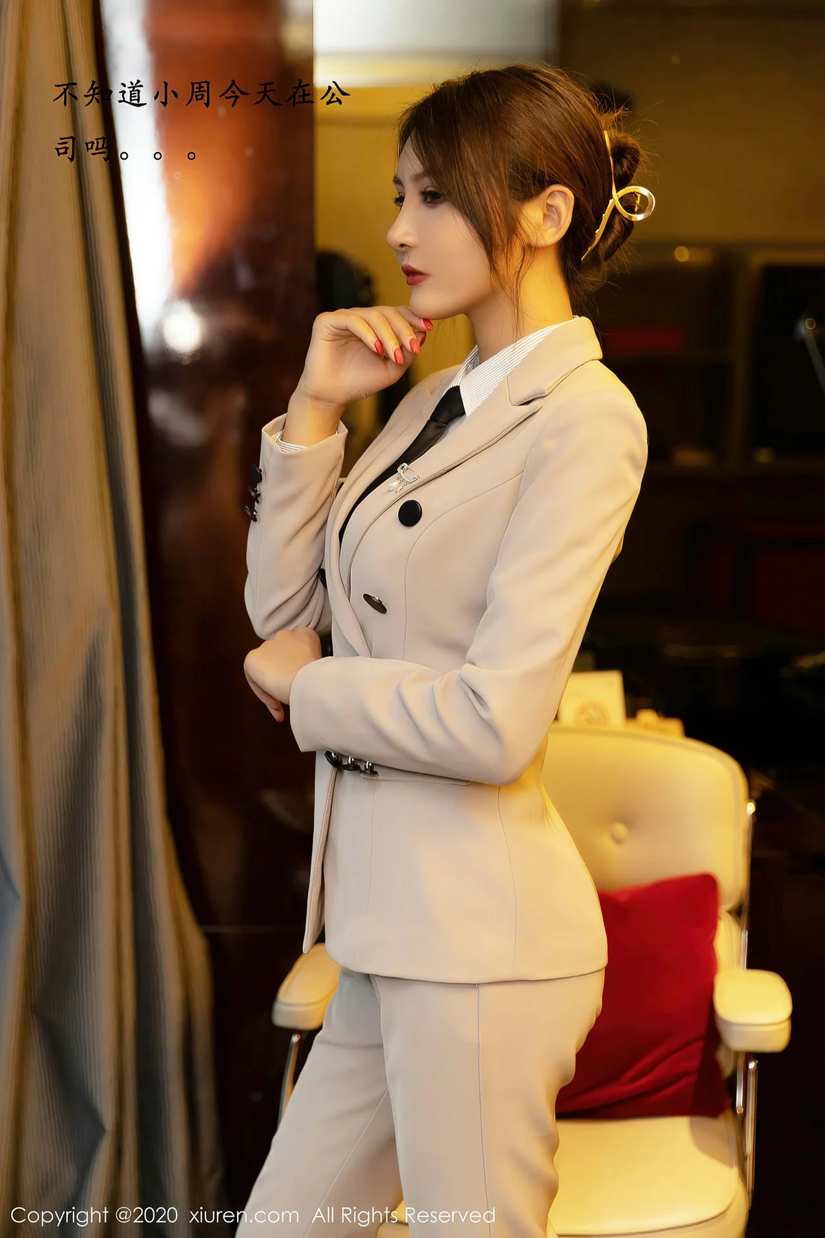 XiuRen 秀人 No.2857  周于希和顾奈奈 办公室模特合辑 - 4