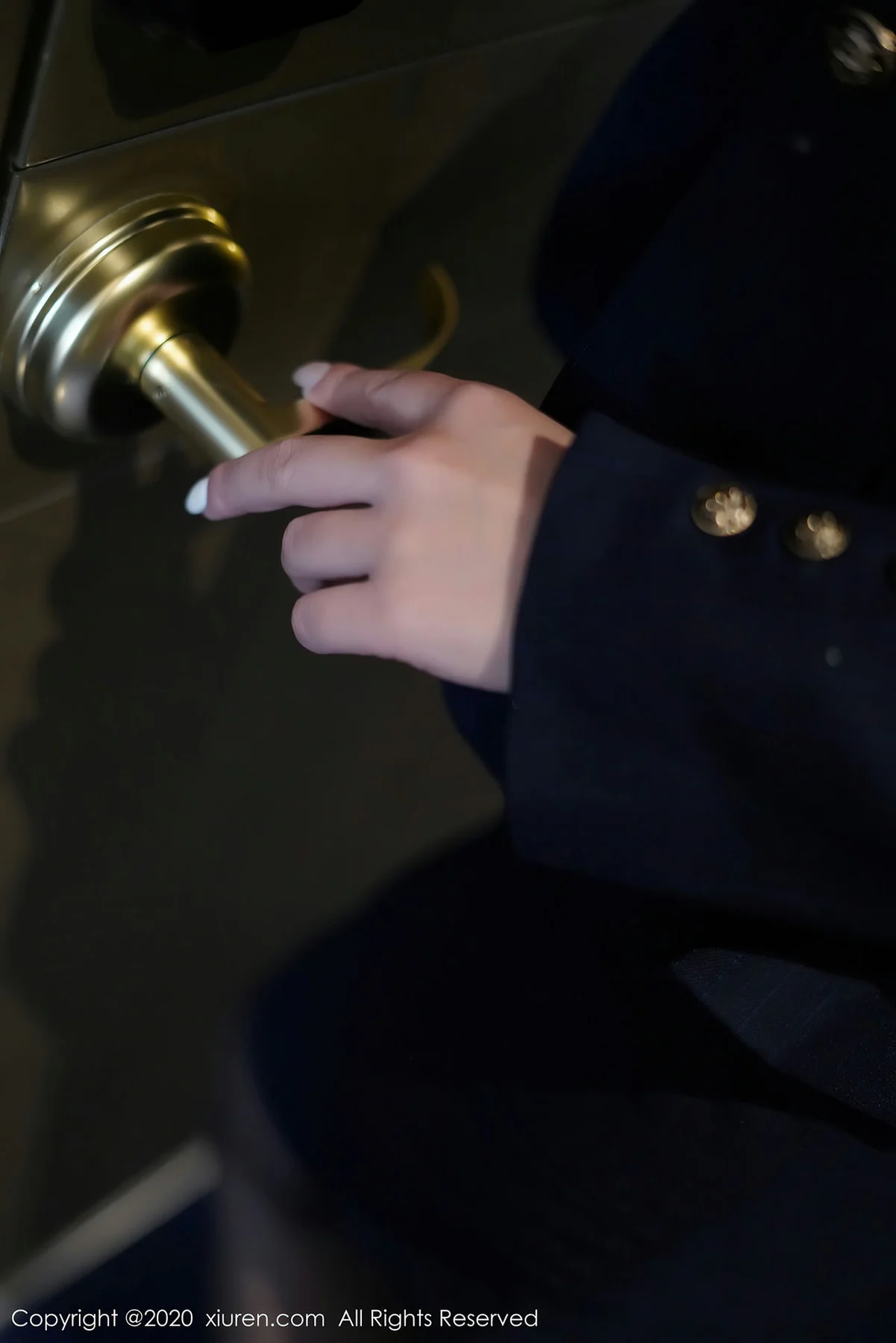 XiuRen 秀人 No.2889  isabelle贵贵 职场制服新人模特 - 8