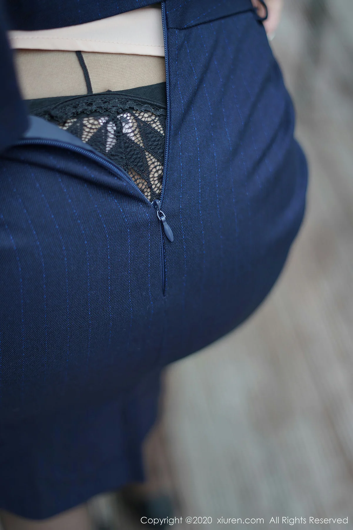 XiuRen 秀人 No.2889  isabelle贵贵 职场制服新人模特 - 9