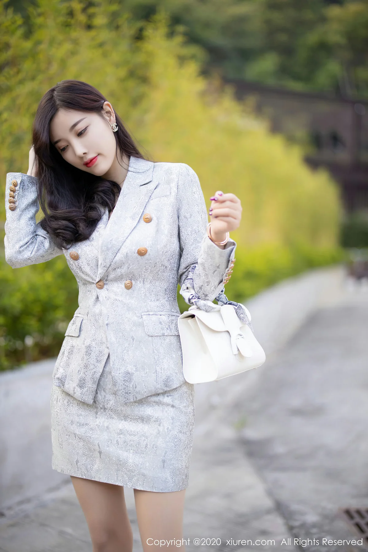 XiuRen 秀人 No.2928  香车美女车模 杨晨晨 - 3