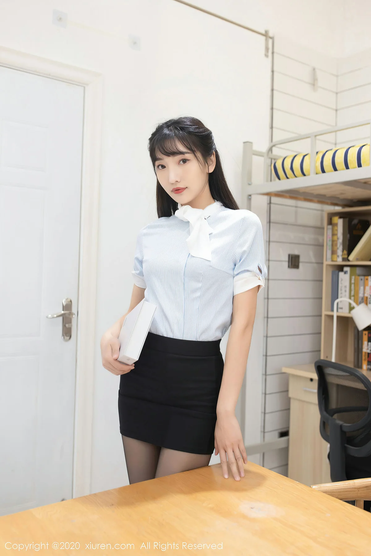 XiuRen 秀人 No.2932  学生宿舍 陆萱萱 女友外出约会 - 4