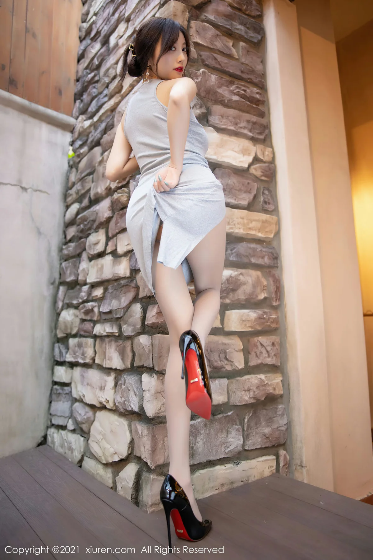 XiuRen 秀人 No.3022  湿身温泉浴池 杨晨晨 - 5