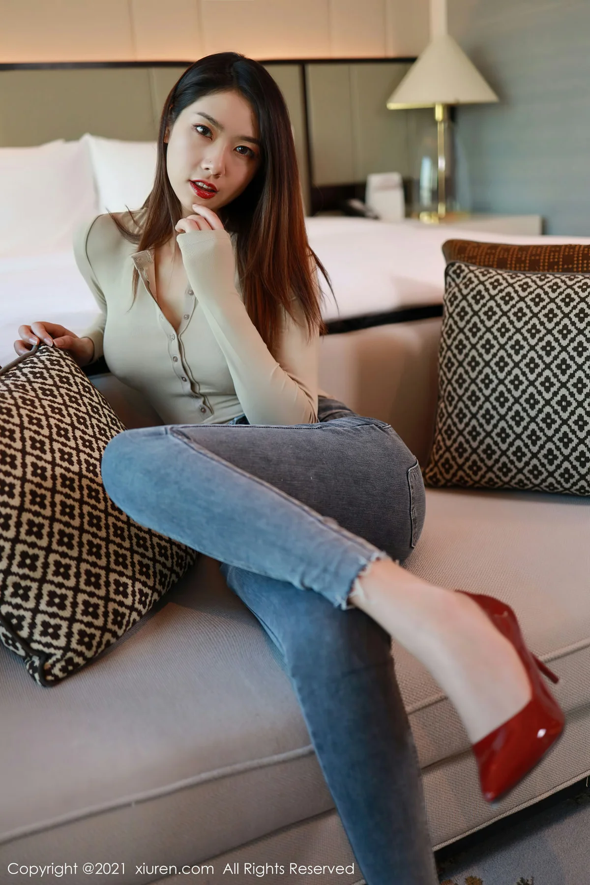 XiuRen 秀人 No.3039  真空爆乳 方子萱 牛仔朦胧黑丝 - 10