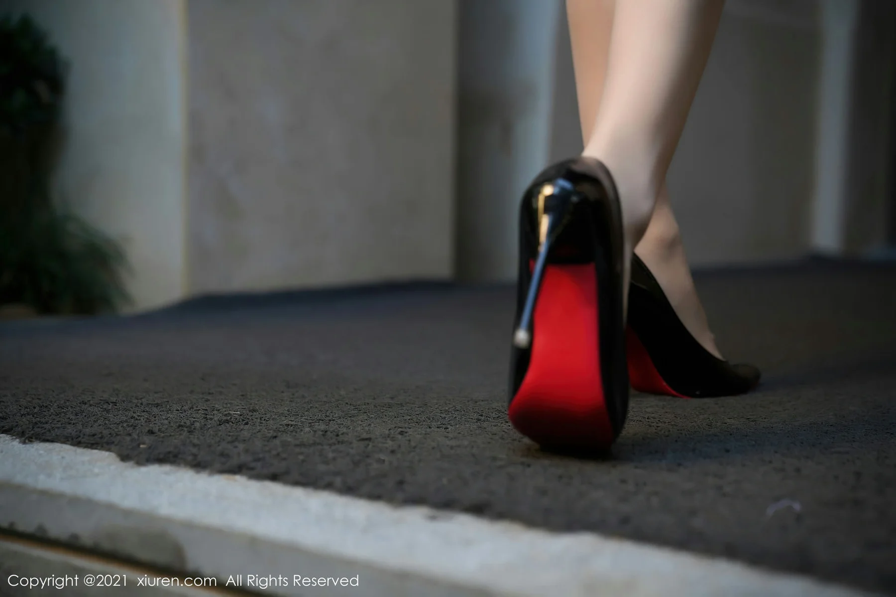 XiuRen 秀人 No.3077  蕾丝内衣  张雨萌 职场职业 - 3