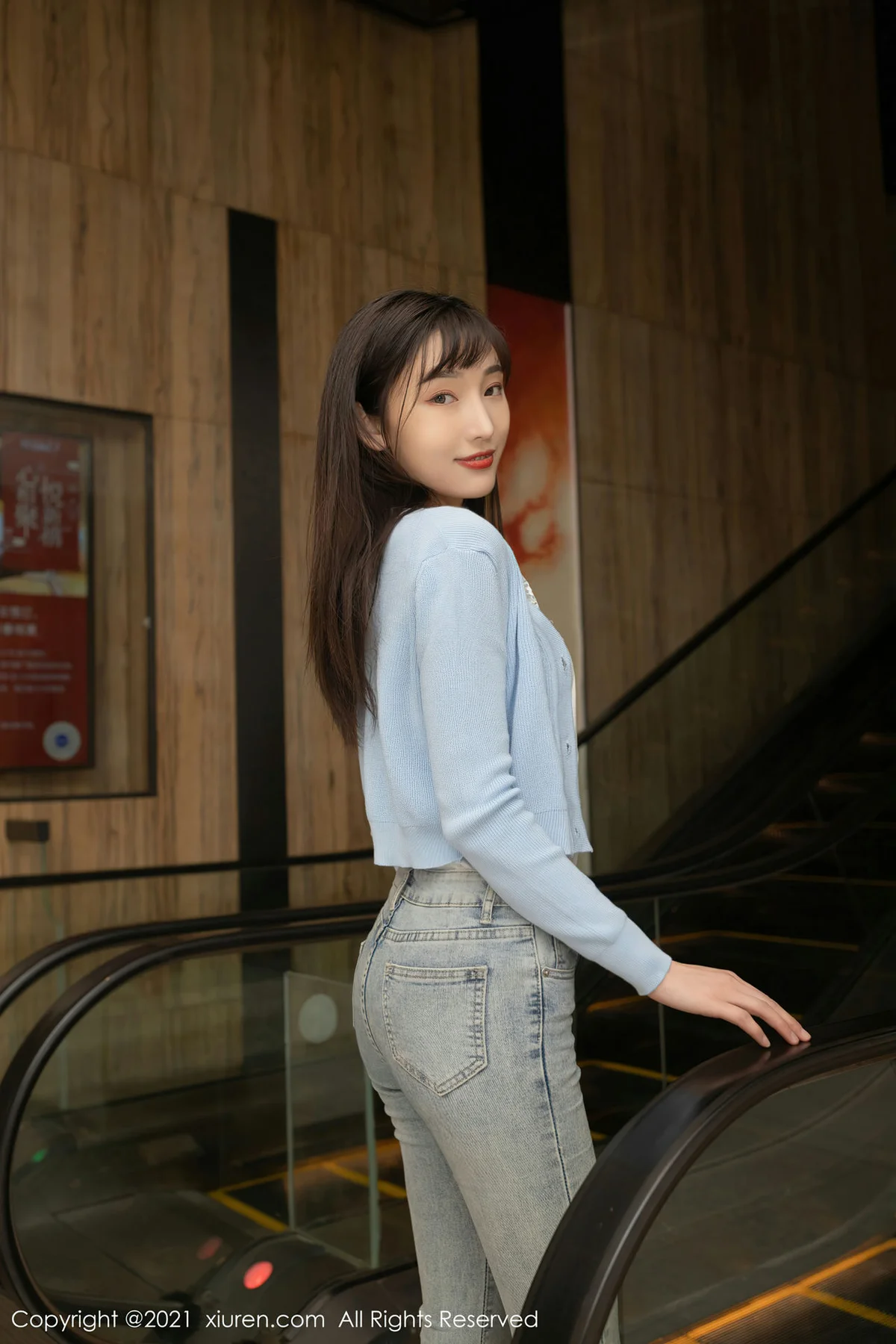 XiuRen 秀人 No.3146  送文件情景写真  陆萱萱 - 1