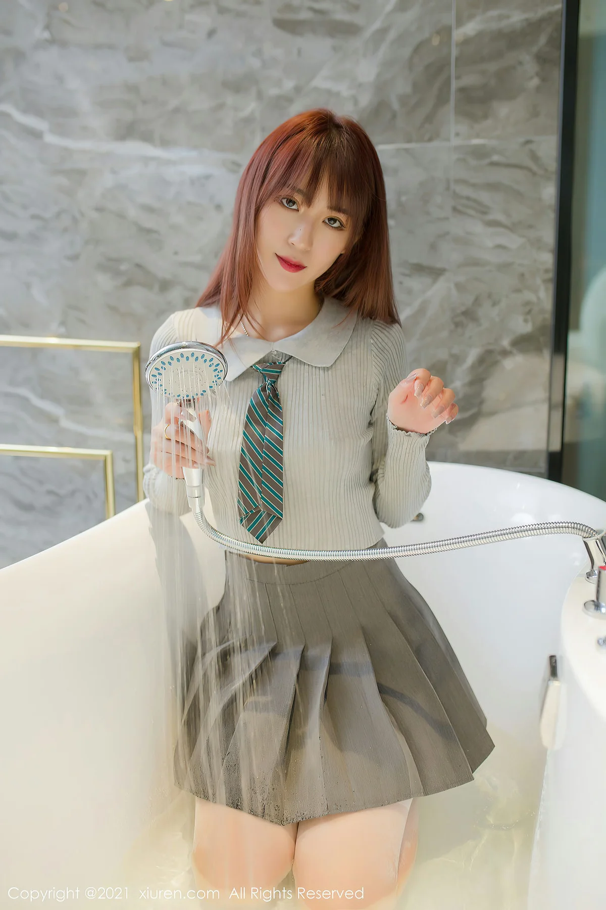 XiuRen 秀人 No.3199  湿身JK制服系列 周慕汐baby 性感写真 - 5