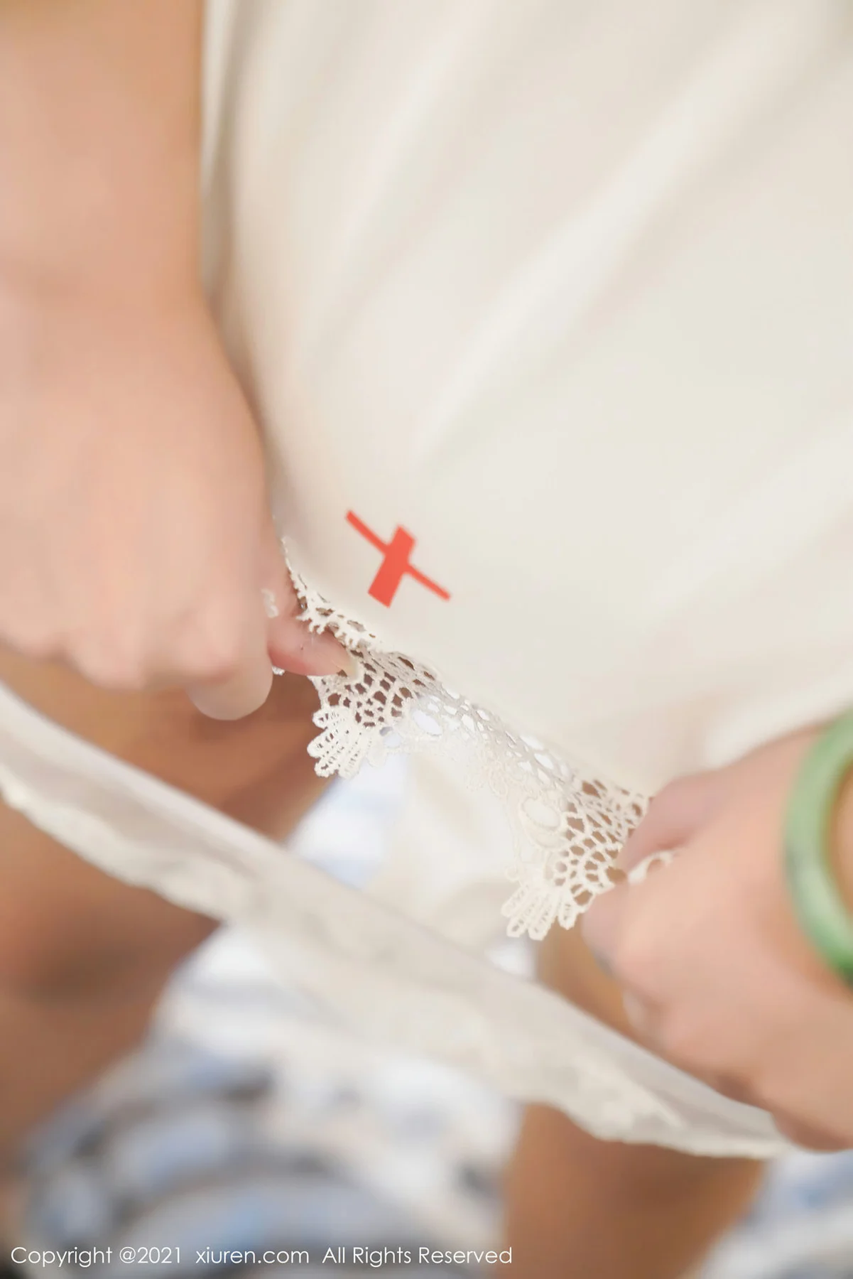 XiuRen 秀人 No.3302  白色的情趣内衣 萌奈子 主题系列 - 10