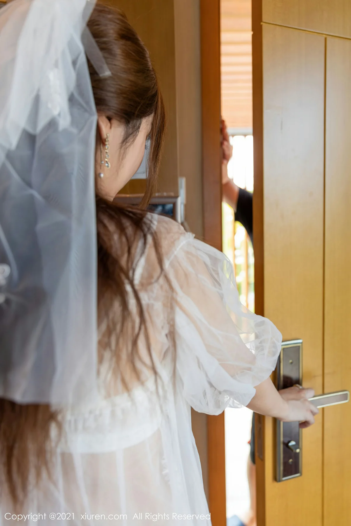 XiuRen 秀人 No.3337  婚纱剧情主题系列 王雨纯 三亚旅拍写真 - 10