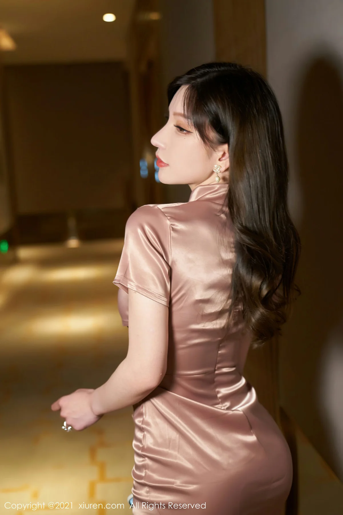 XiuRen 秀人 No.3338  超低胸礼裙 周于希Sandy 性感写真 - 5