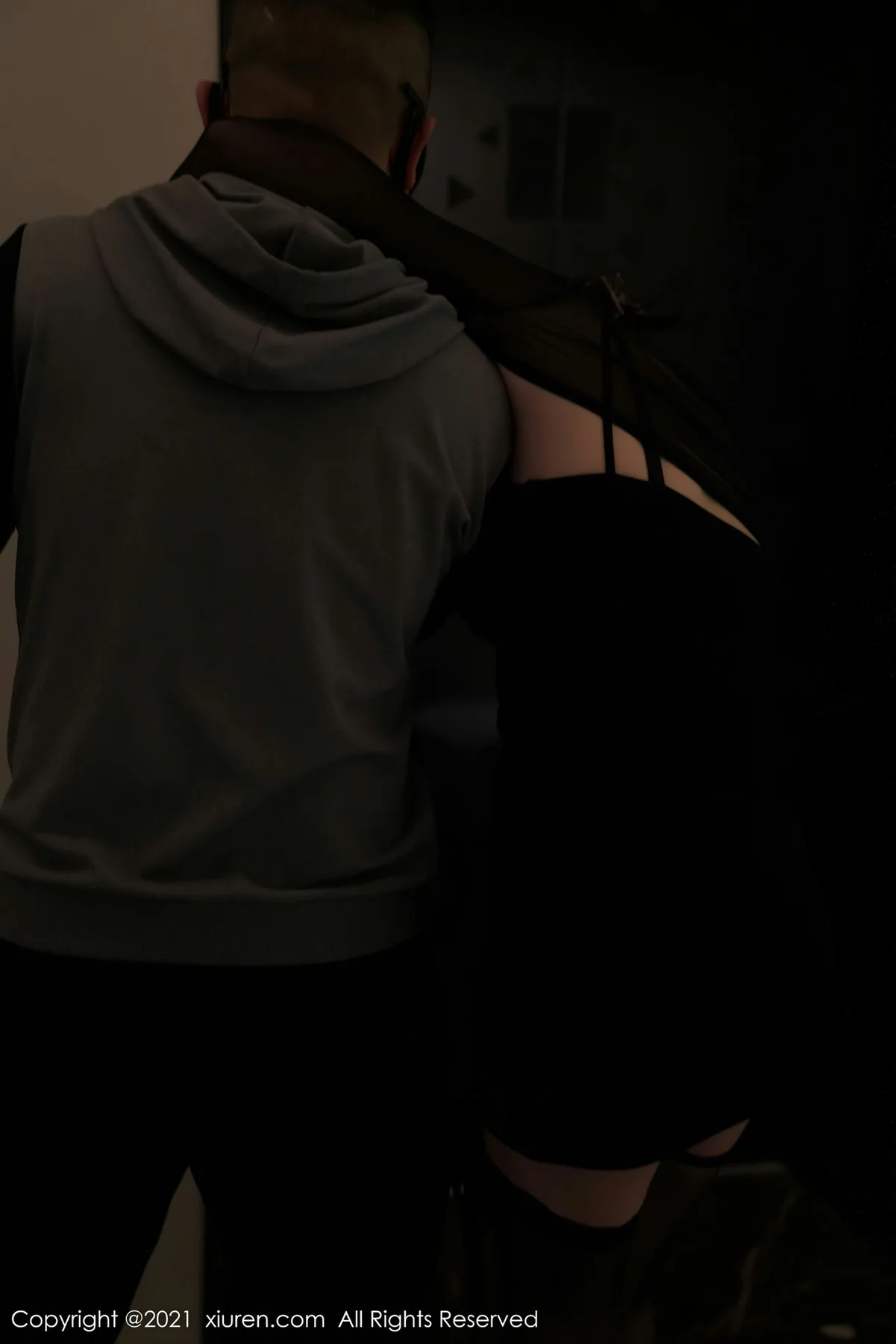 XiuRen 秀人 No.3361  参加闺蜜生日会剧情 周于希 主题写真 - 8