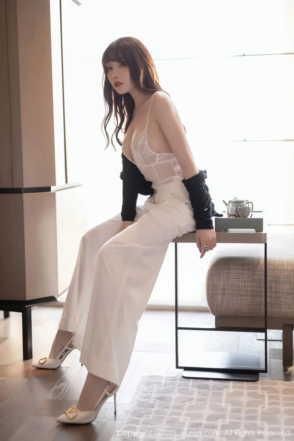 XiuRen 秀人 No.3367  芝芝Booty 精致镂空吊带写真 - 4