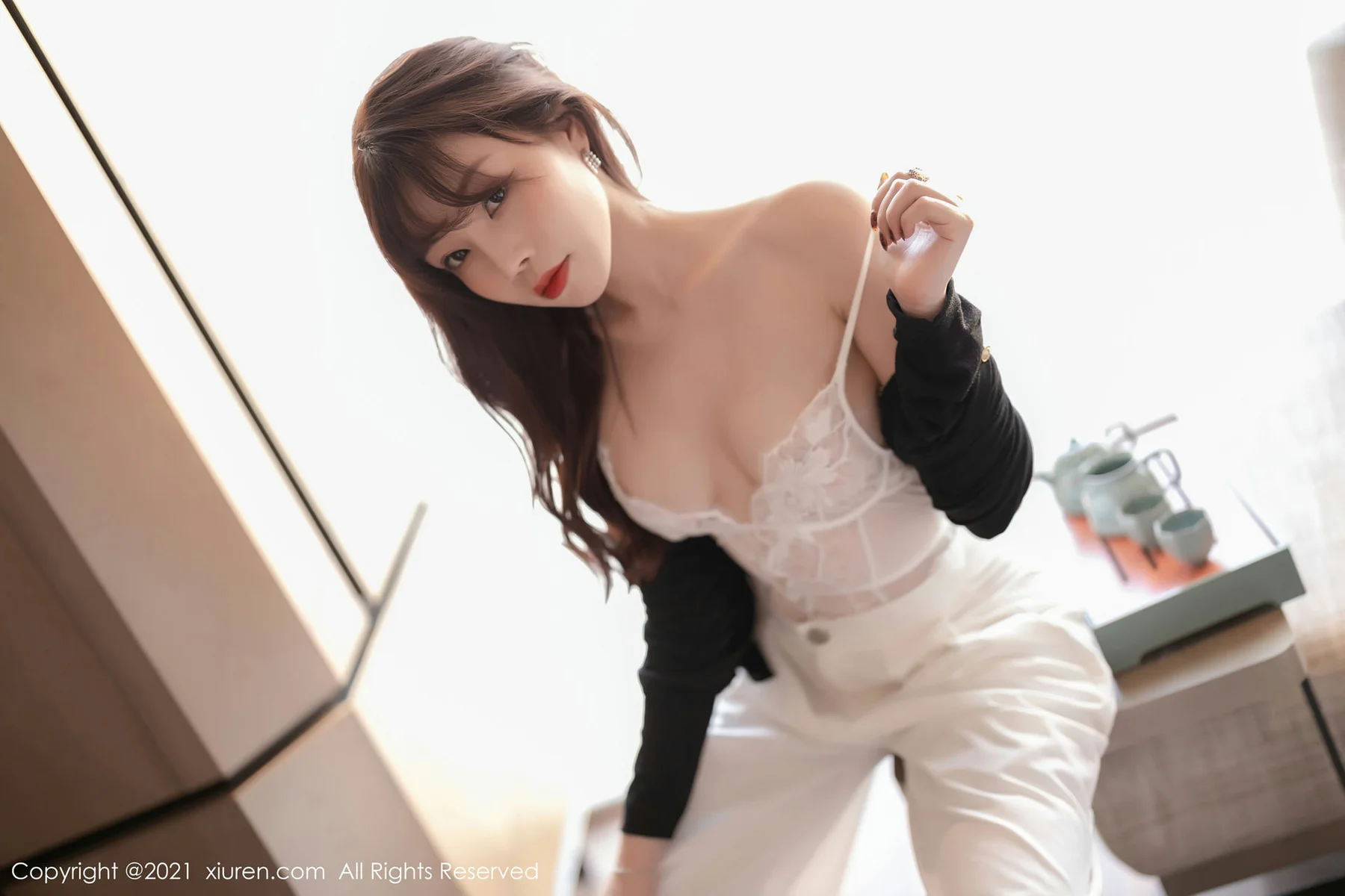 XiuRen 秀人 No.3367  芝芝Booty 精致镂空吊带写真 - 6