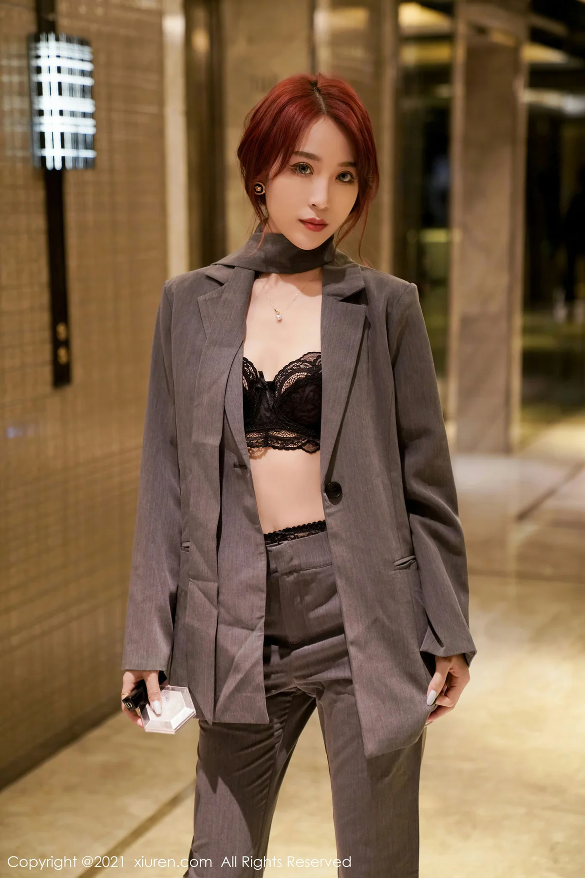 XiuRen 秀人 No.3368  经典职场职业OL 周慕汐baby 制服性感写真 - 4