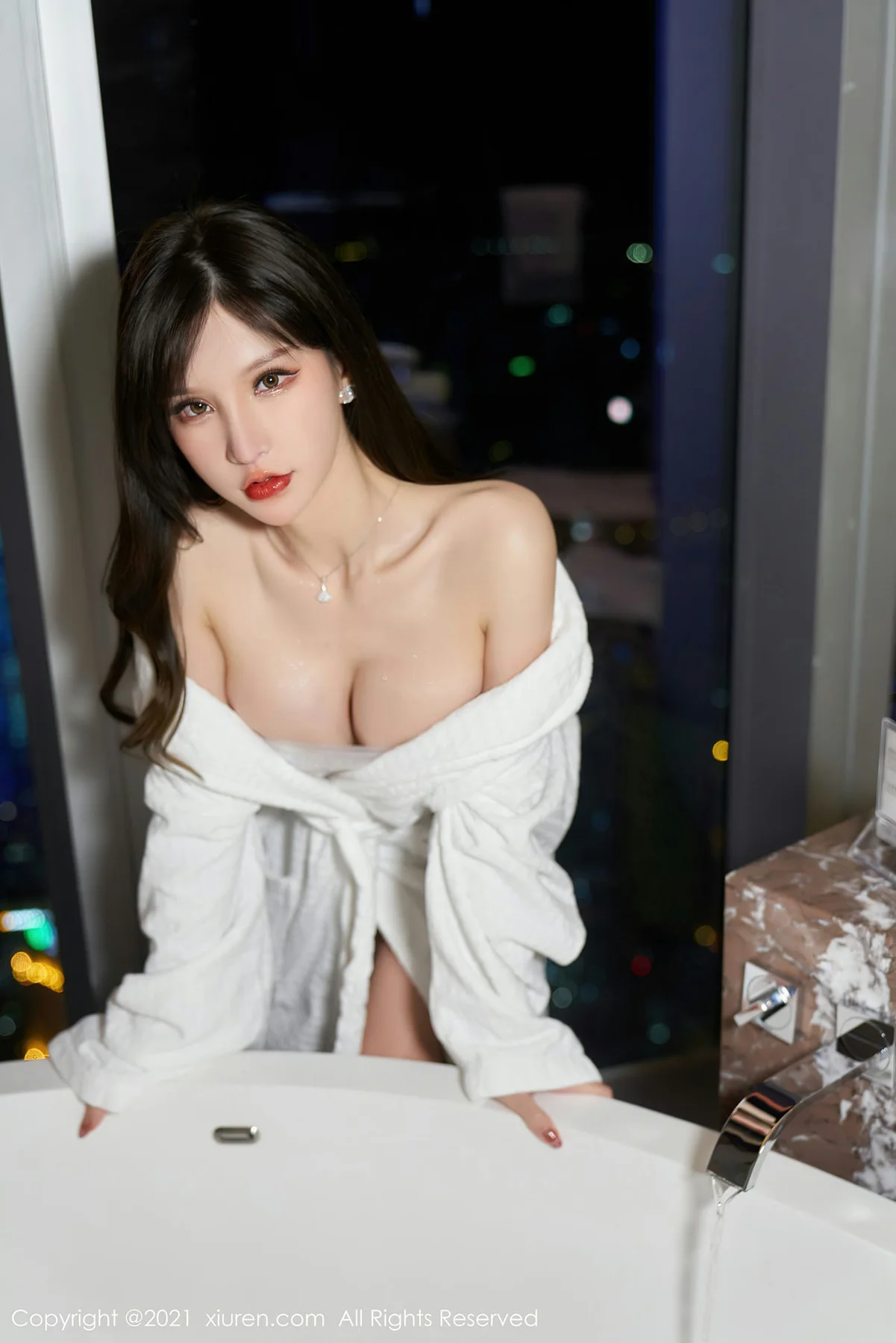 XiuRen 秀人 No.3386  浴室诱惑媚态十足 周于希Sandy 性感写真 - 9