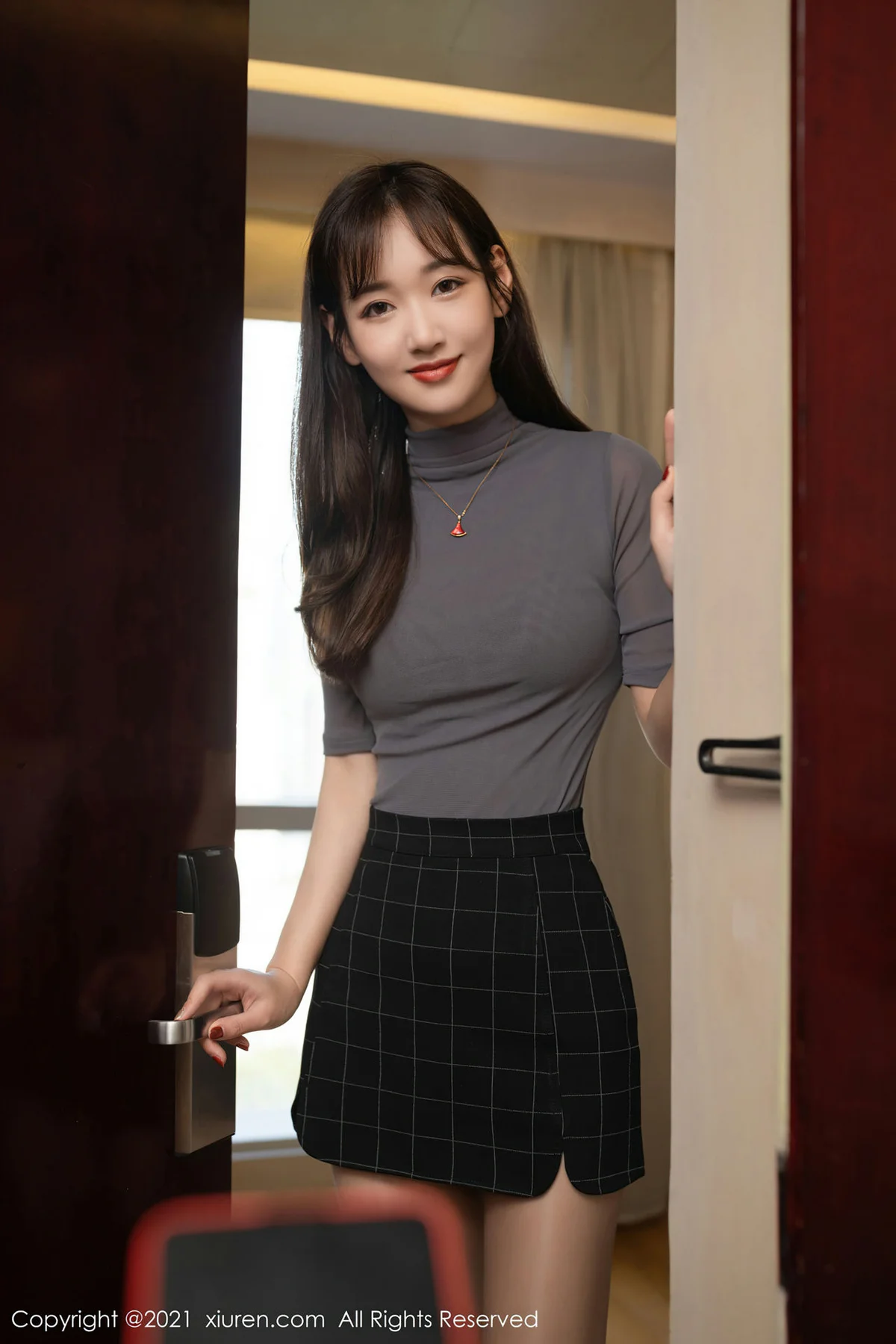 XiuRen 秀人 No.3391  都市风格OL 唐安琪 性感写真 - 9