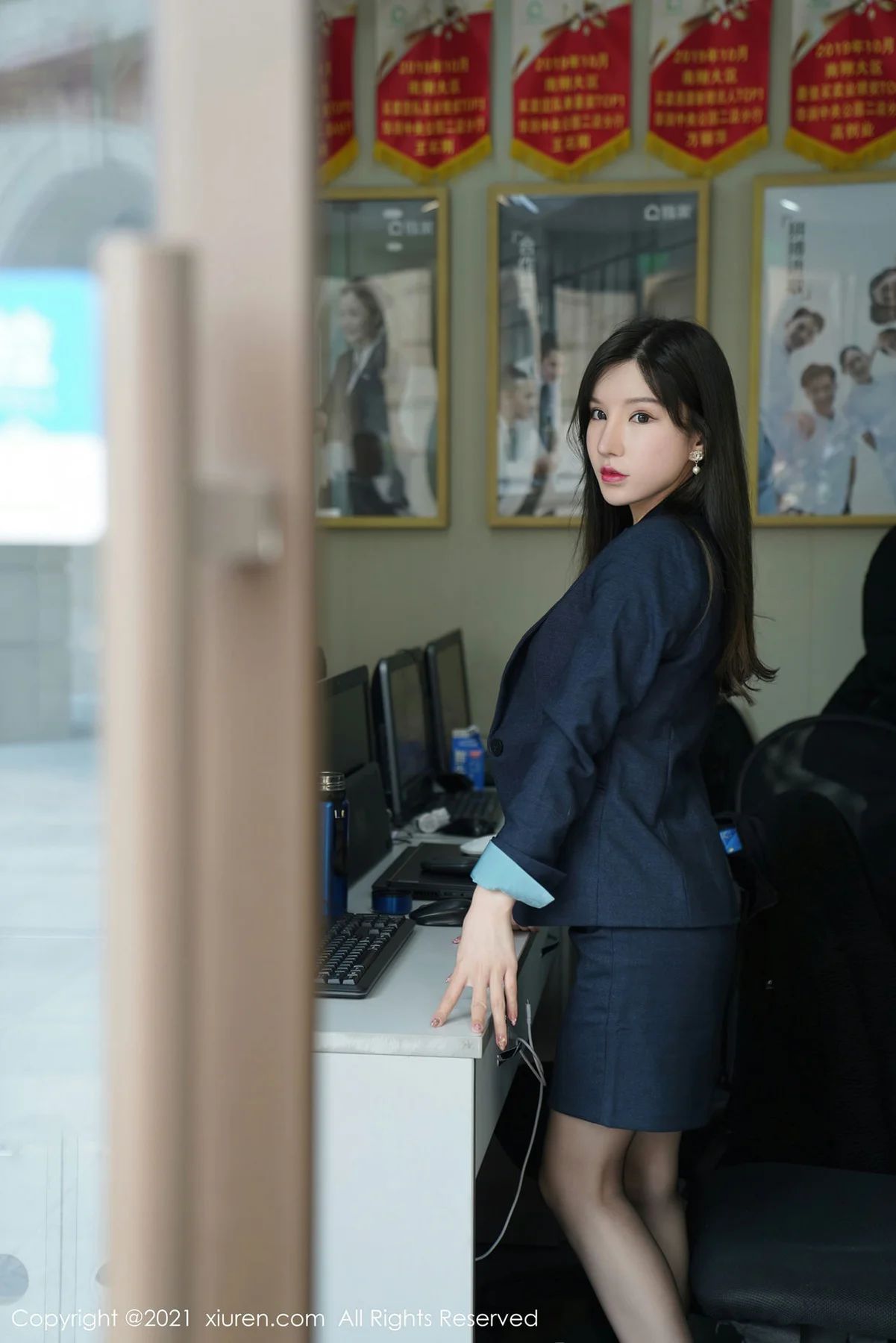 XiuRen 秀人 No.3415  办公ol制服 周于希 性感黑丝 - 3