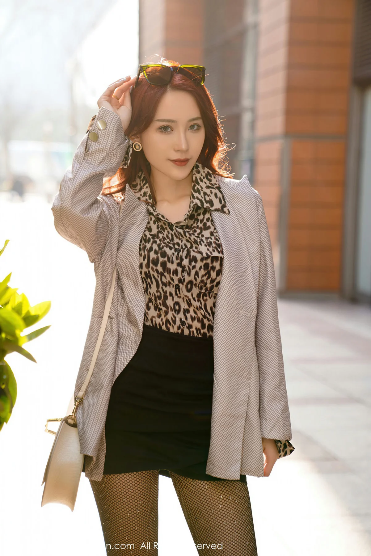 XiuRen 秀人 No.3425  狂野豹纹OL制服 周慕汐baby 性感写真 - 1