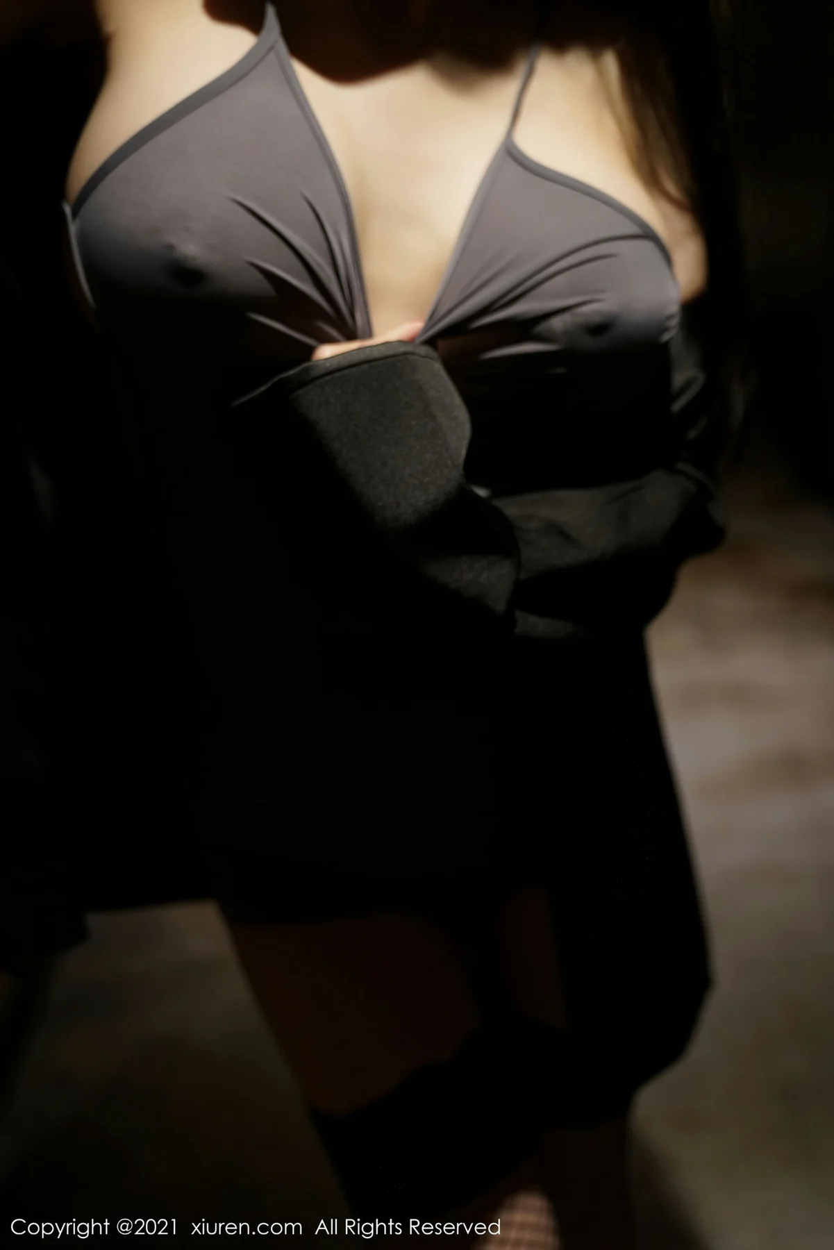 XiuRen 秀人 No.3432  魅惑蕾丝网袜 田冰冰 性感写真 - 4