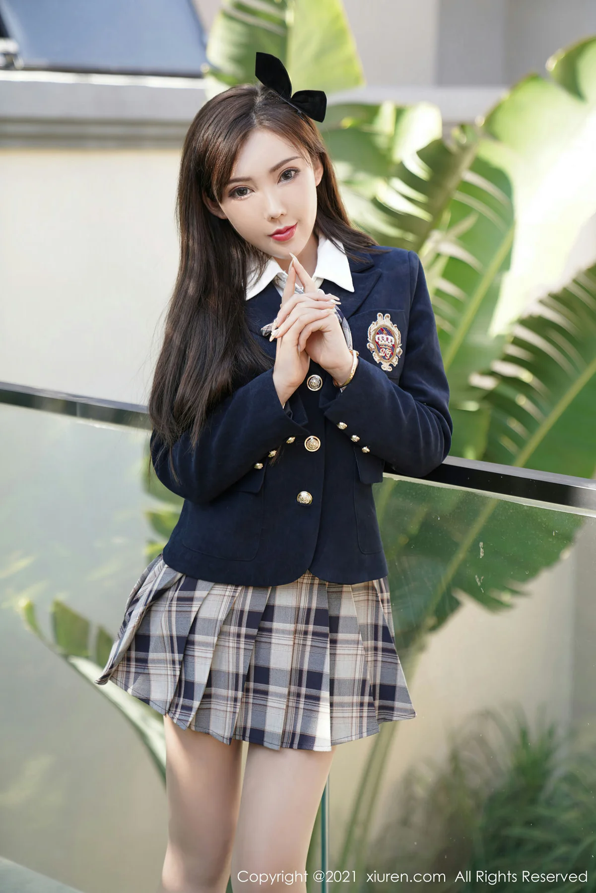 XiuRen 秀人 No.3523  格子裙JK制服 萌汉药baby 北京旅拍写真 - 2