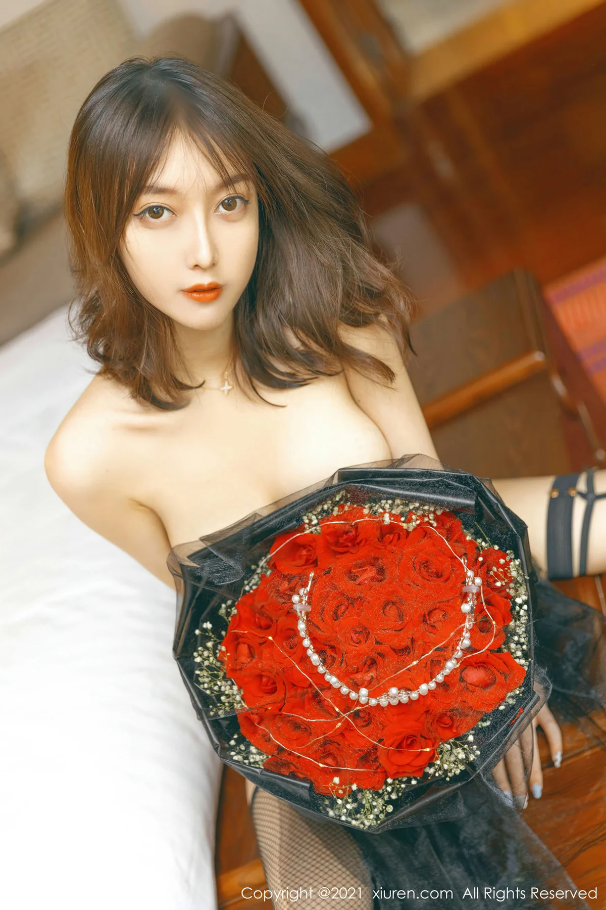 XiuRen 秀人 No.3536  鲜花与美人主题 玥儿玥er 西双版纳旅拍. - 9