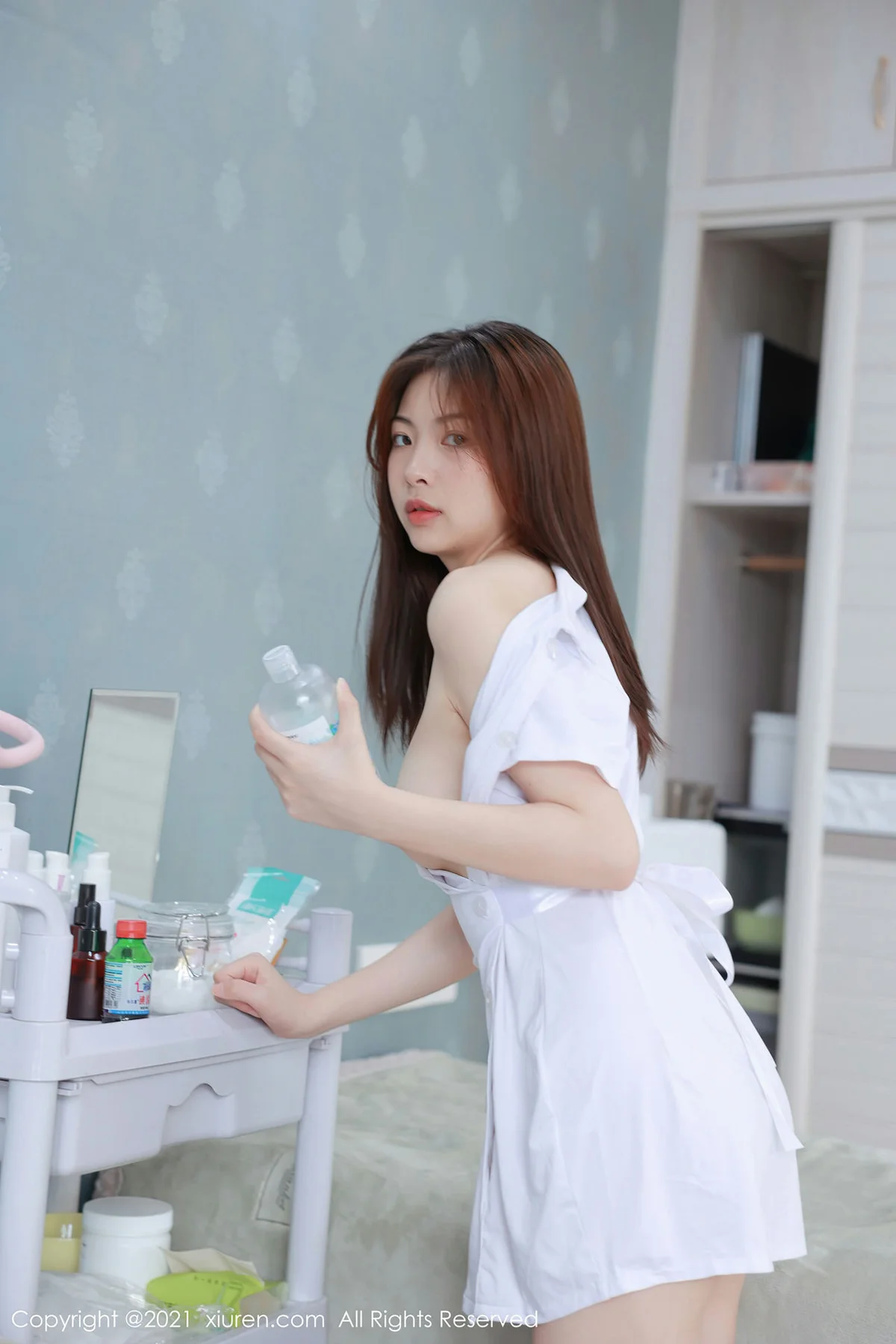 XiuRen 秀人 No.3540 护士主题系列 明日花桃桃 第二套写真 - 10