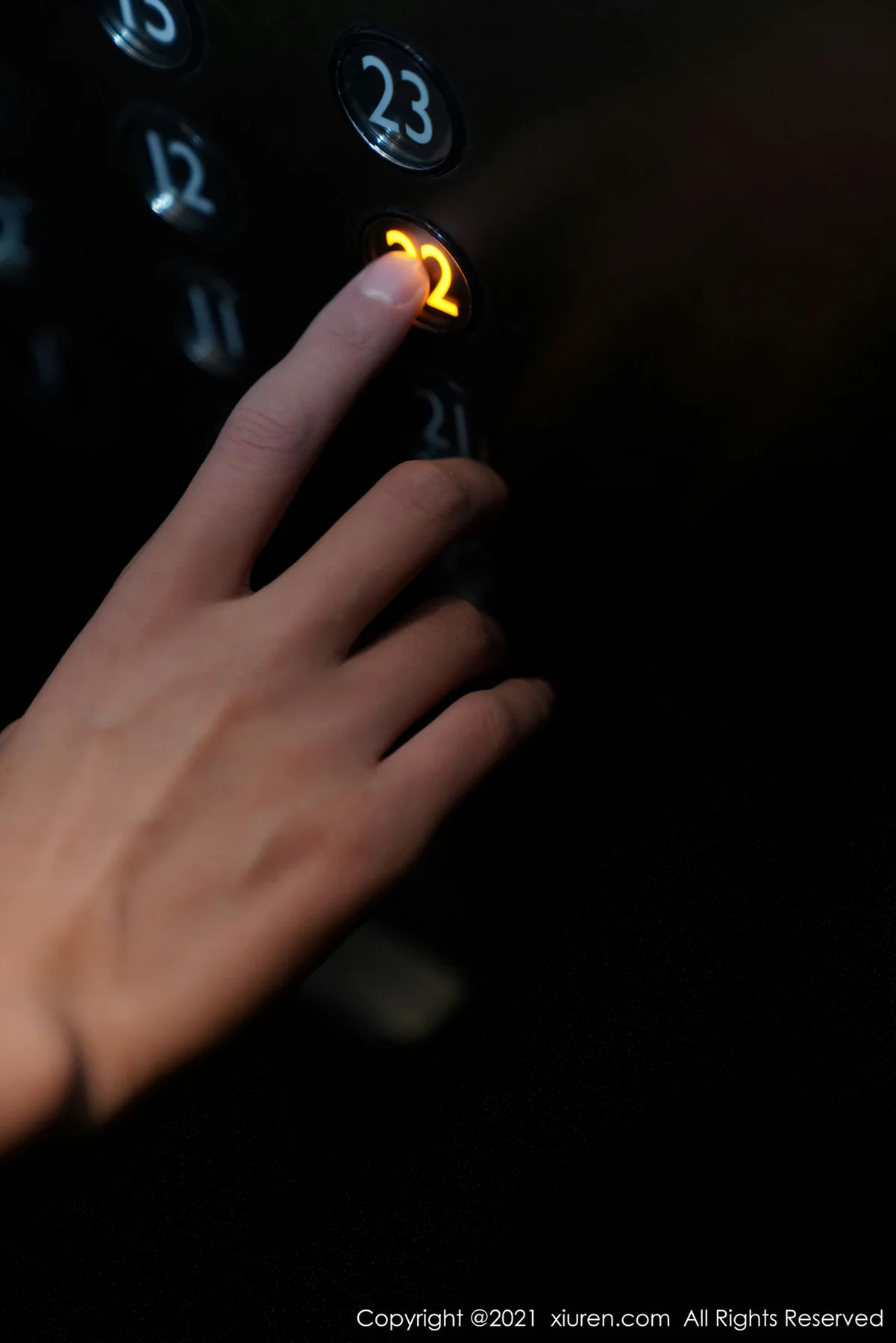 XiuRen 秀人 No.3546 制服街拍系列 葛征 净高184c m 北京旅拍... - 7