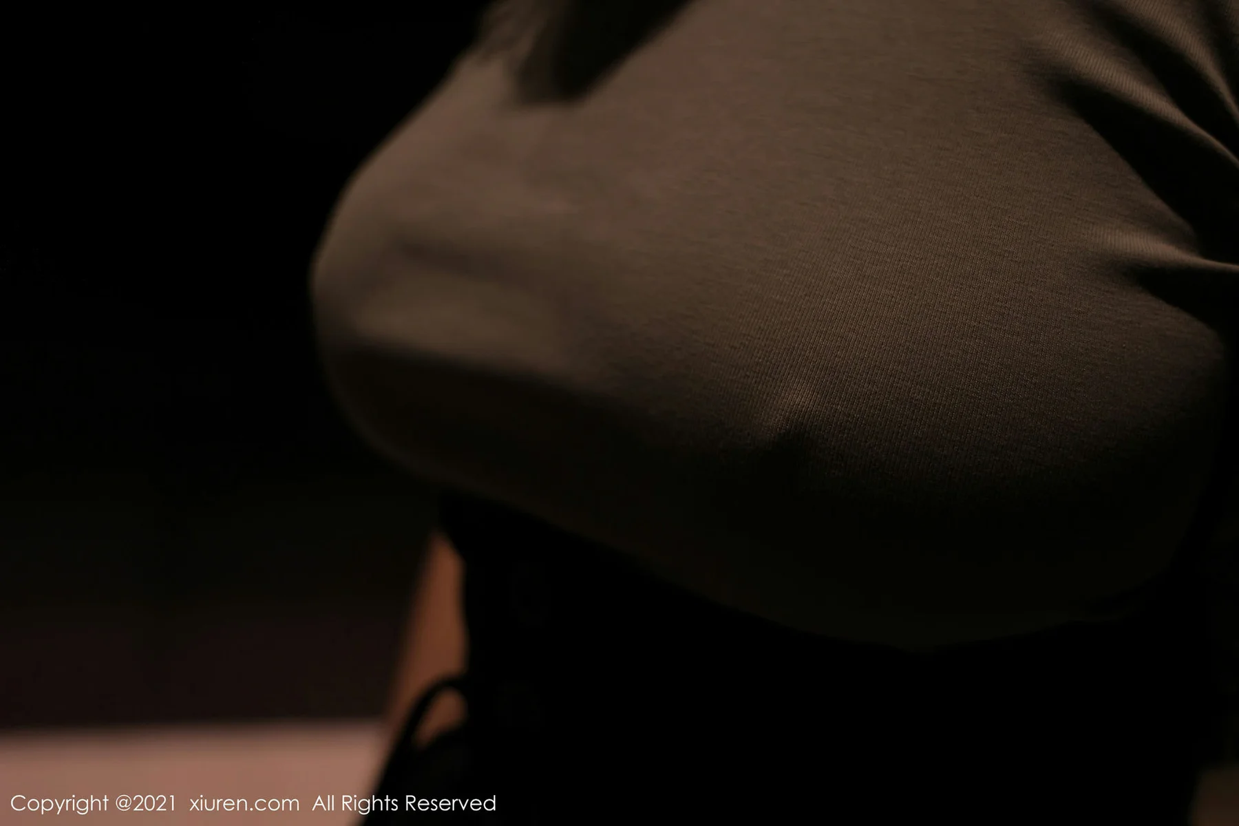 XiuRen 秀人 No.3557 童颜巨乳身材火辣的妹子 奈沐子 性感写真2 - 2