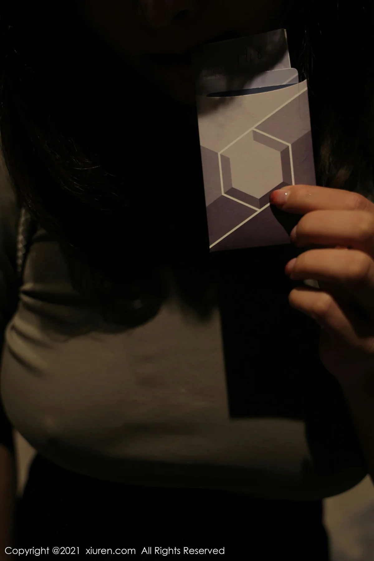 XiuRen 秀人 No.3557 童颜巨乳身材火辣的妹子 奈沐子 性感写真2 - 3